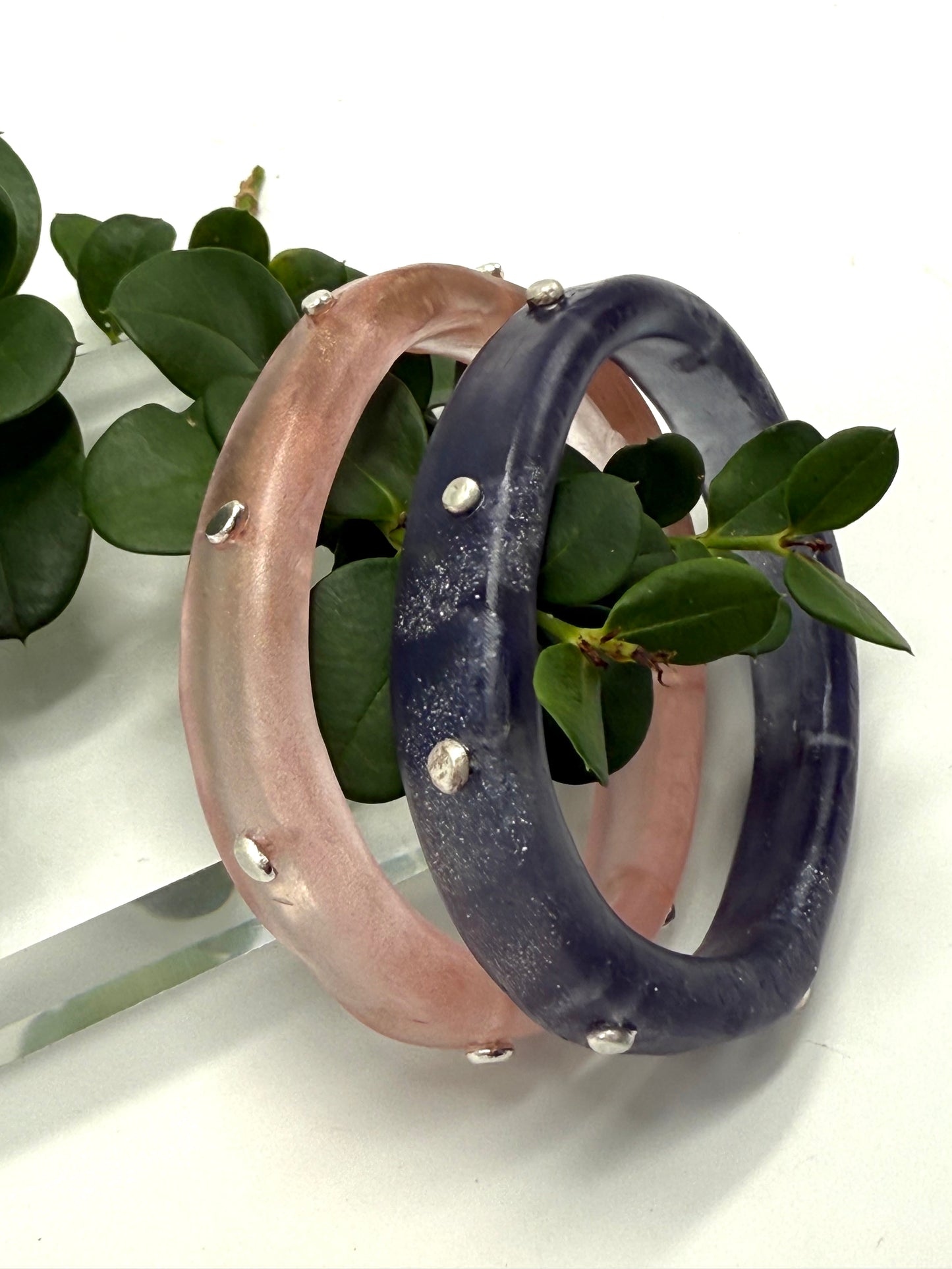 Navy with silver KWD Classic Resin Bangle - XL