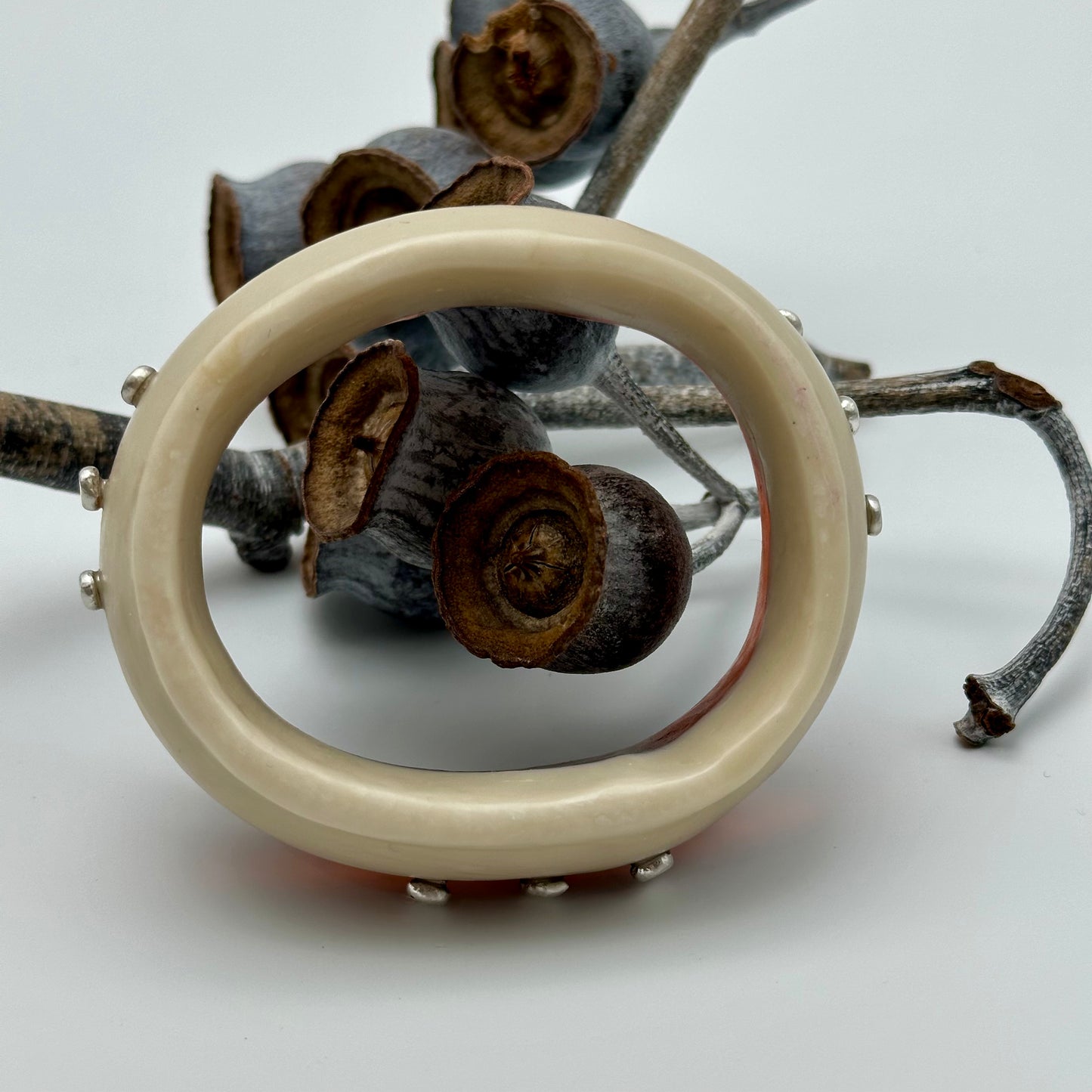 Two toned cream/tortoise shell resin & silver wide bangle - regular hand size