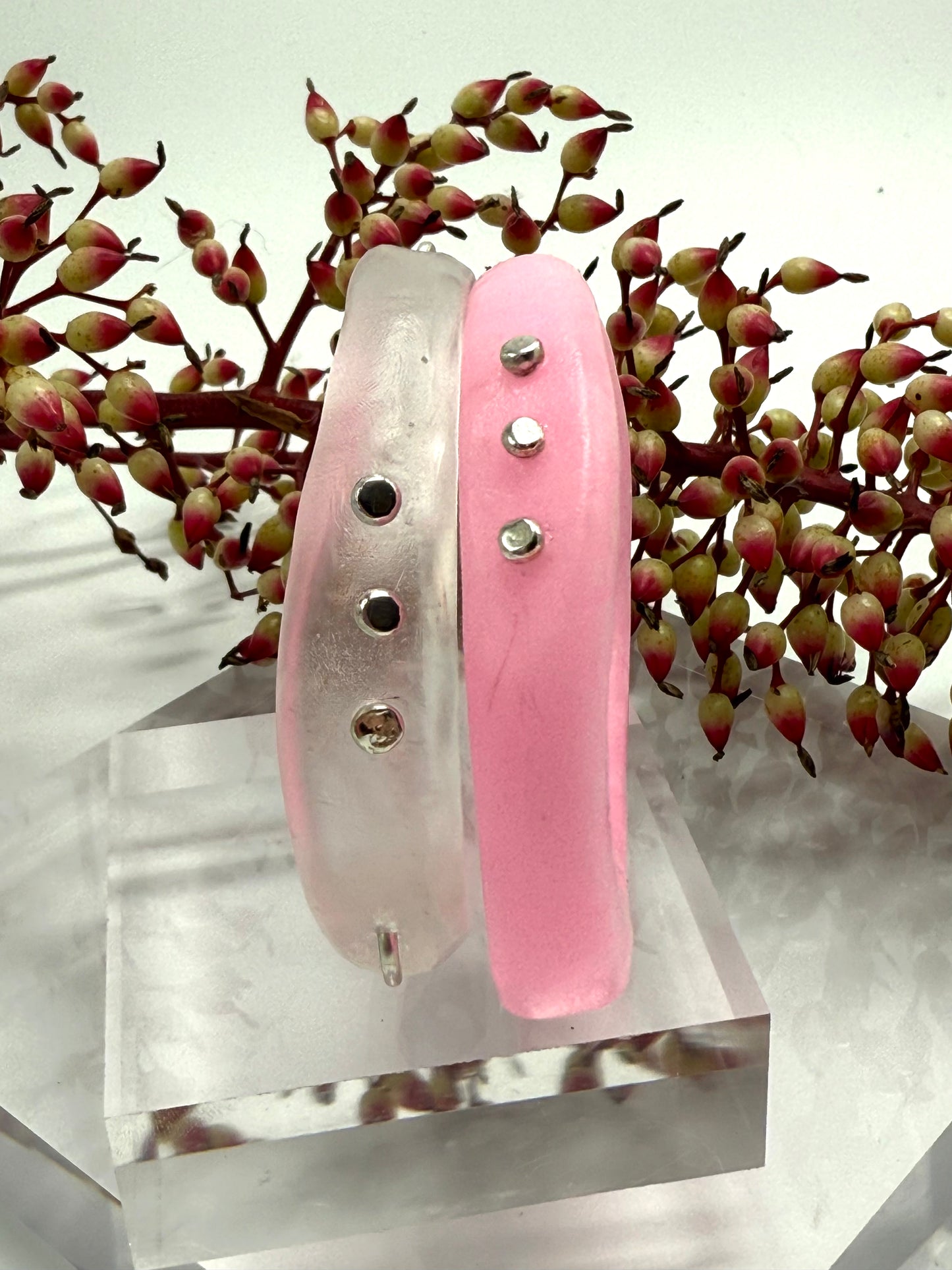 Clear resin with silver rivets 'woopy' bangle