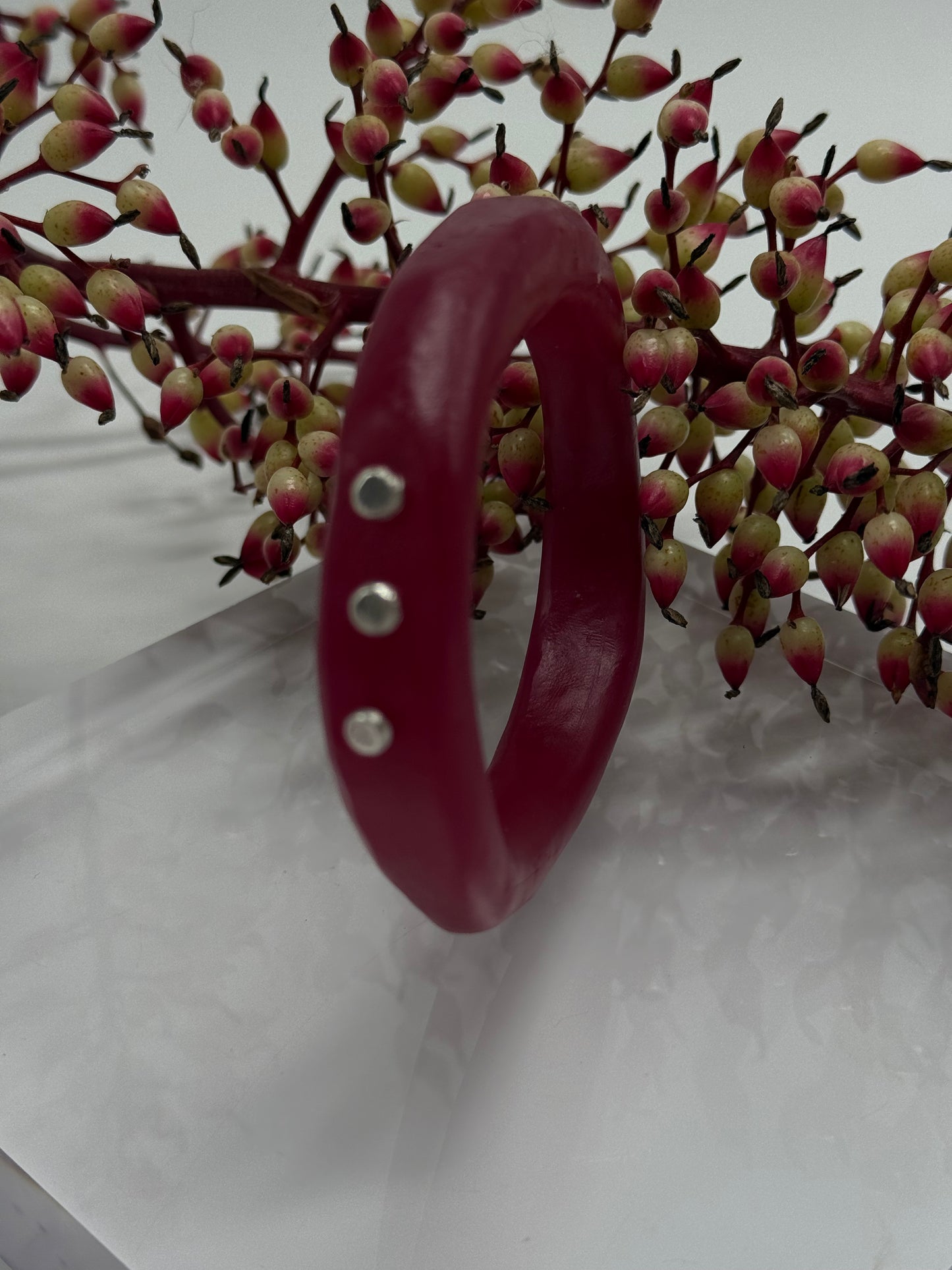 Cherry coloured resin and silver 'woopy' bangle - regular size