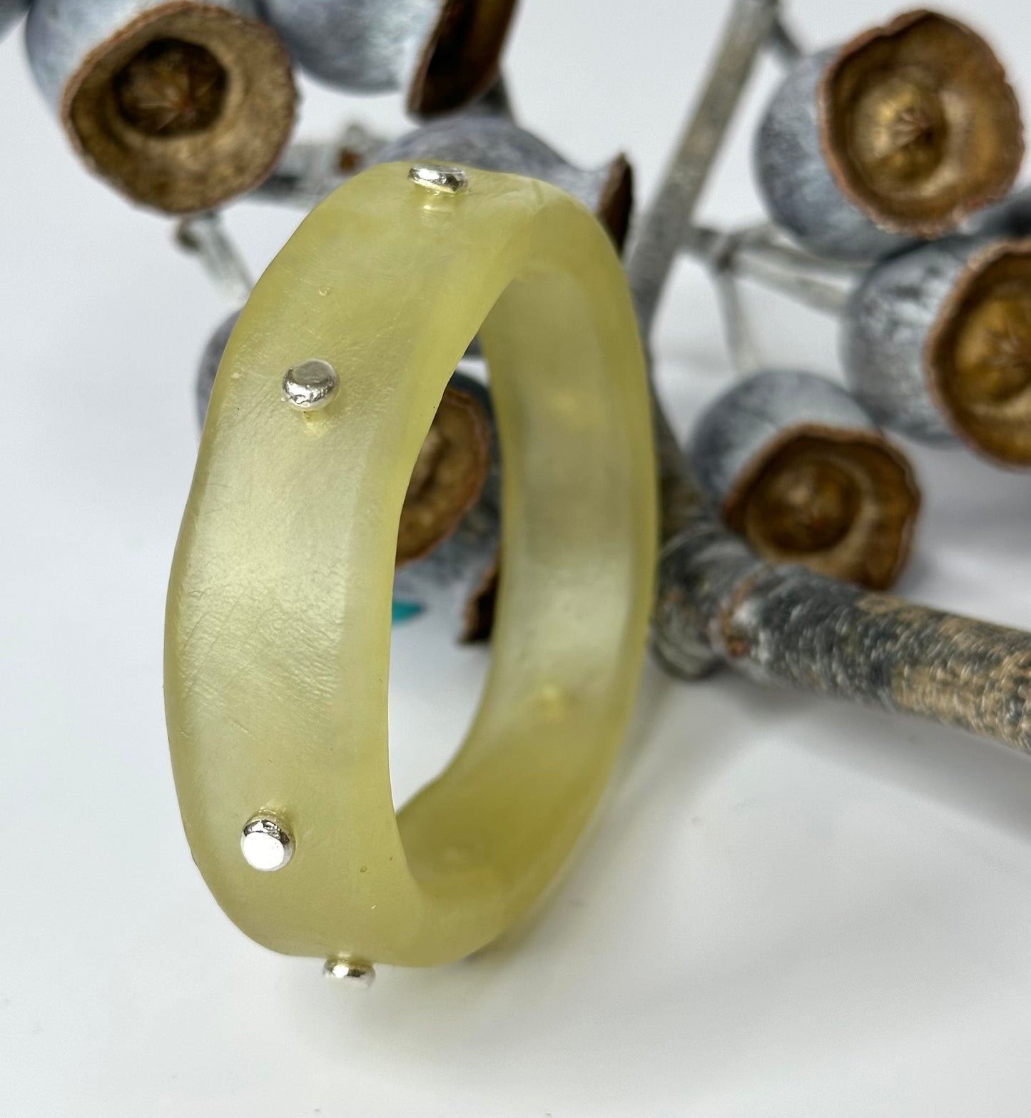 Natural KWD Classic Resin Bangle - XS