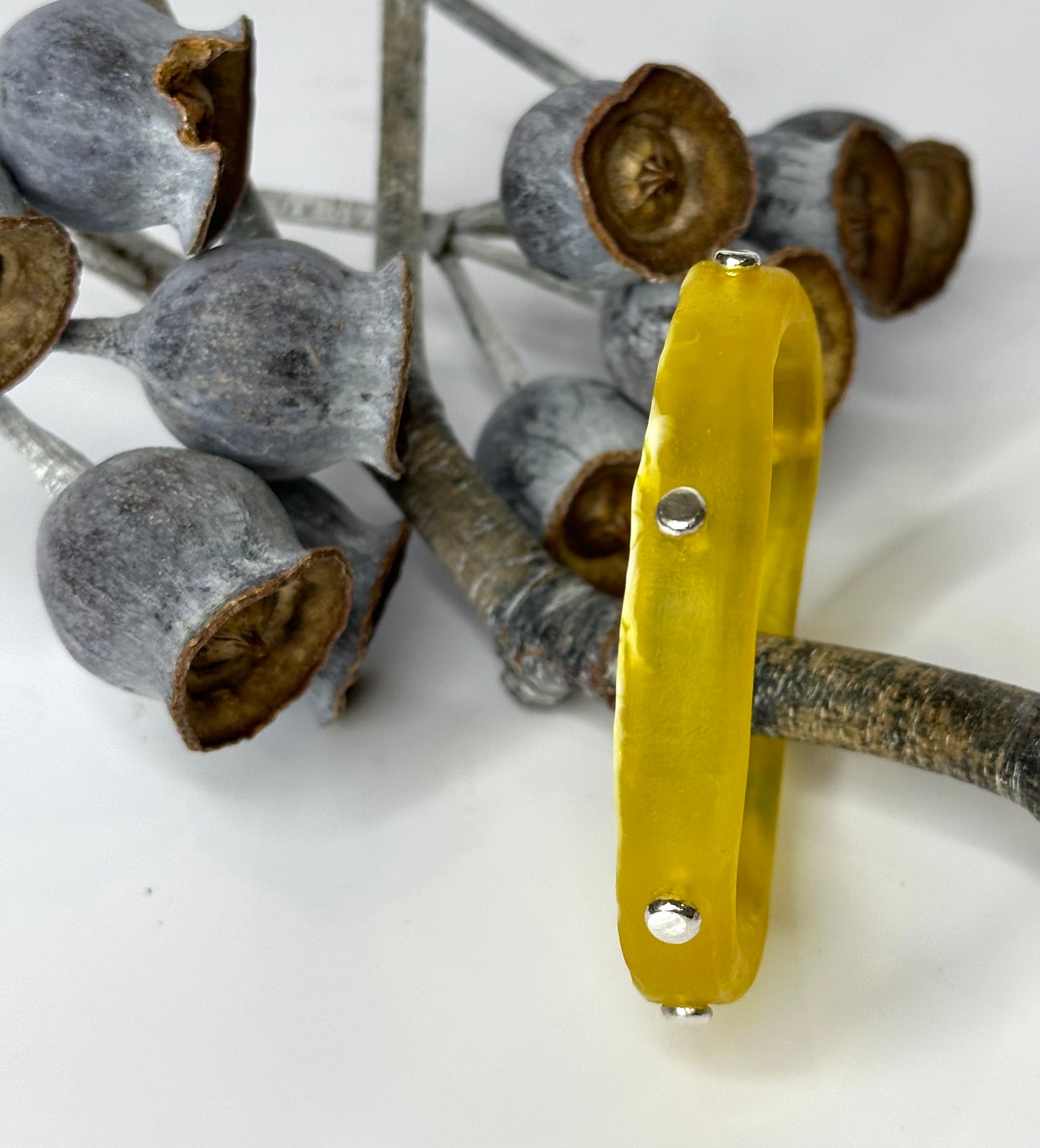 Translucent Yellow/white swirl KWD Classic Resin Bangle