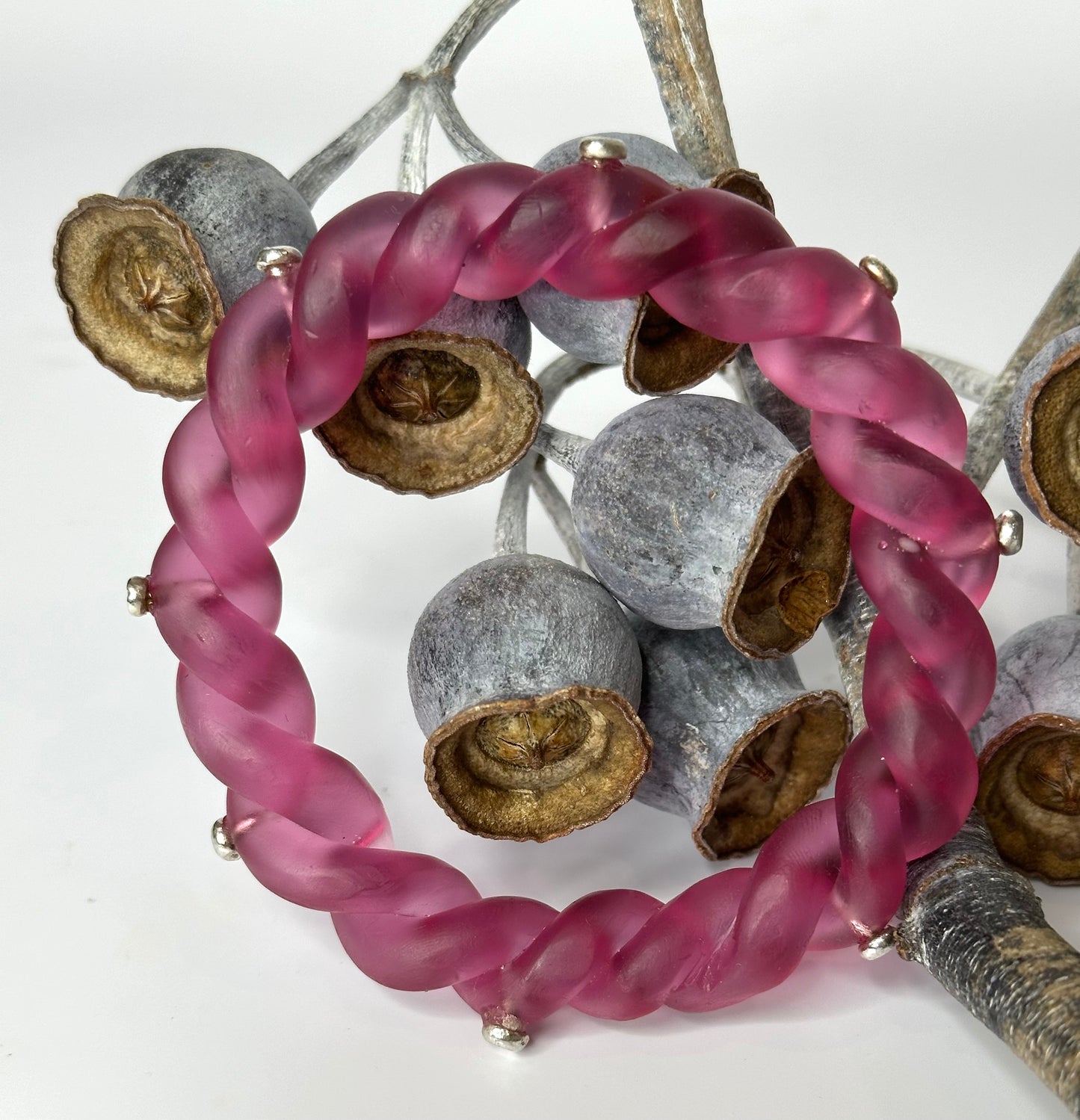 Mulberry twisted resin & silver bangle