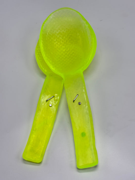 Salad Servers - Neon Yellow