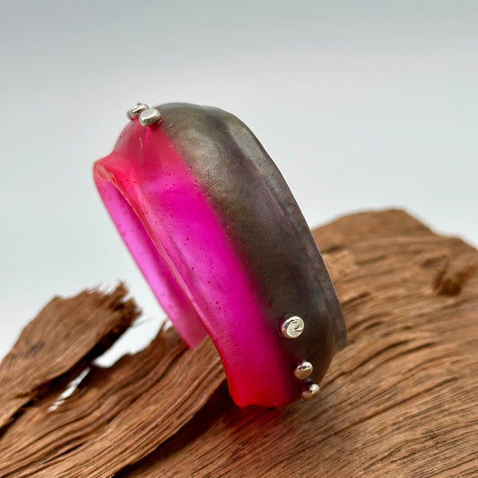 Two toned Neon Pink/Moss Resin & silver wide bangle - regular hand size