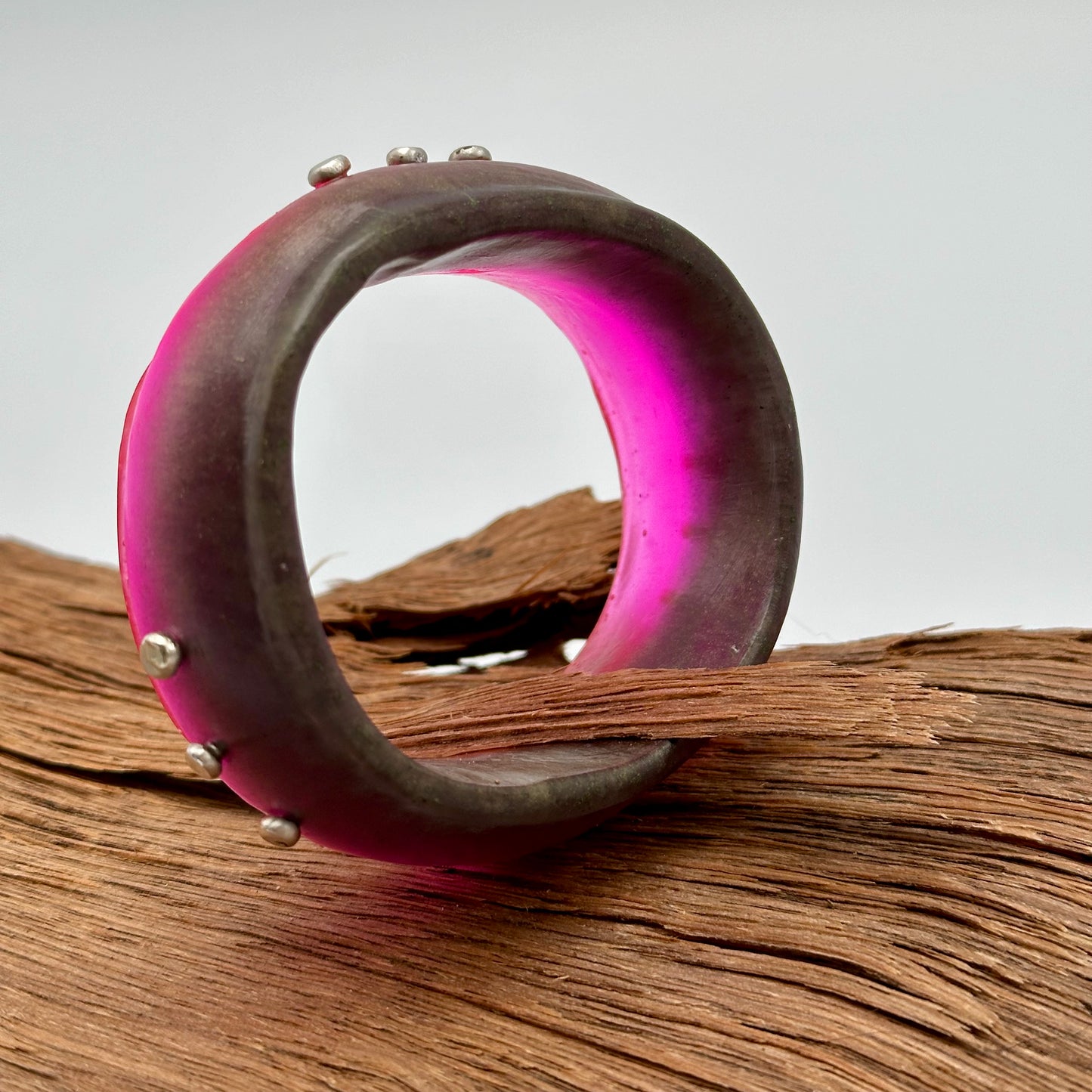 Two toned Neon Pink/Moss Resin & silver wide bangle - regular hand size