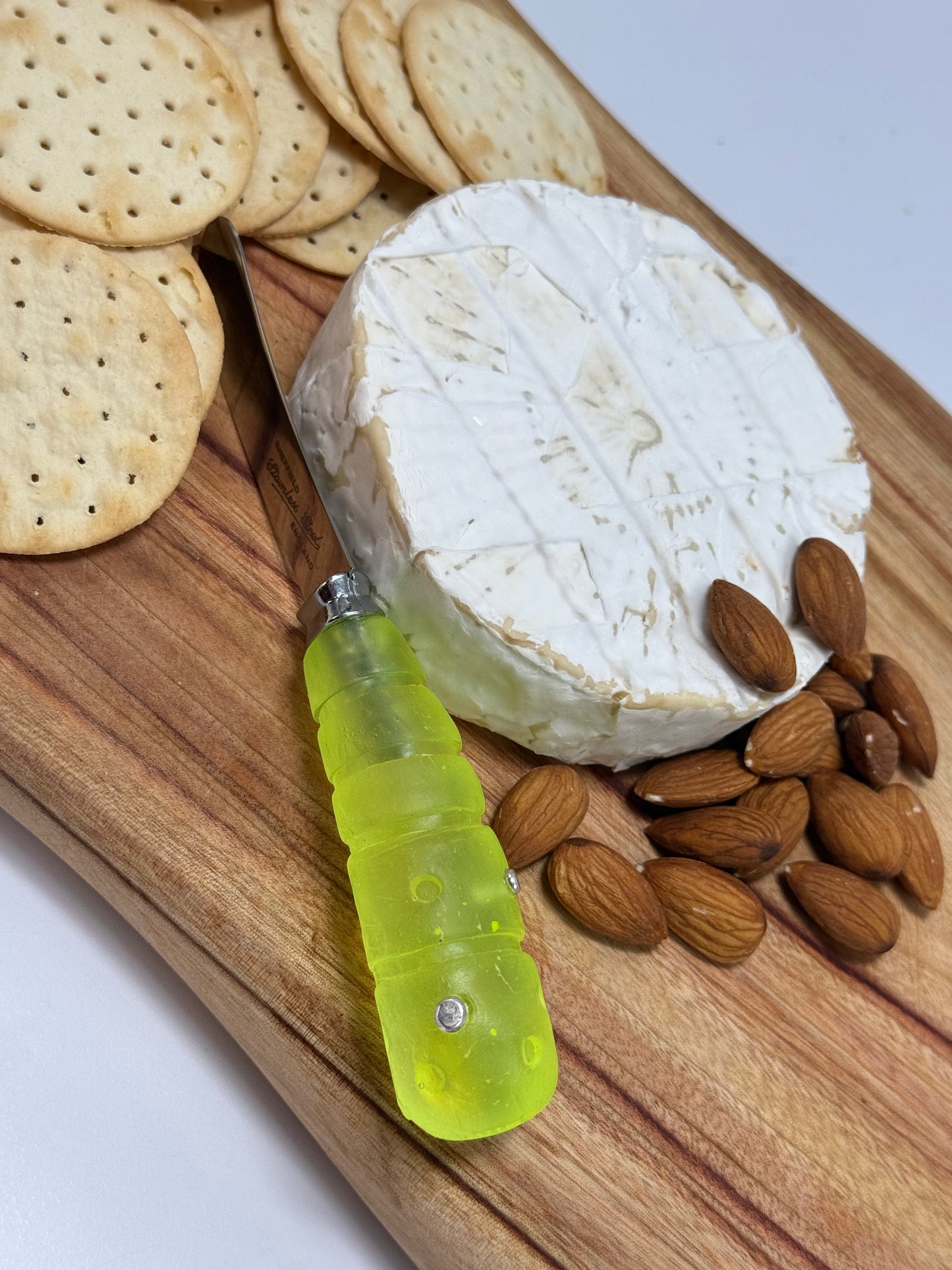 Cheese knife - Neon Yellow resin - stripe & spot handle with silver