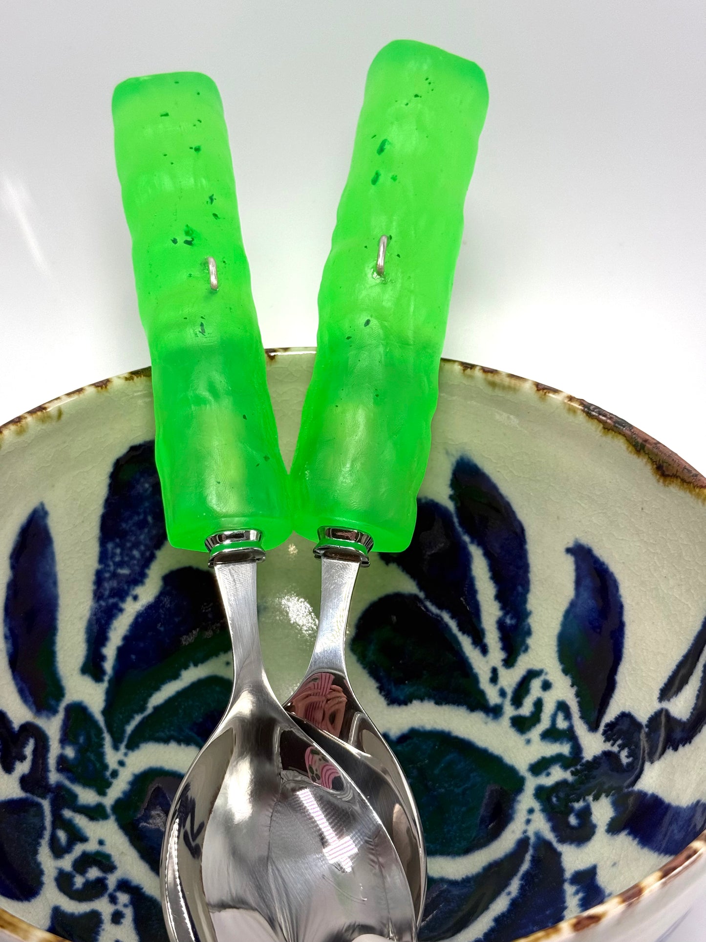 Salad Servers - Neon Greebn translucent resin & silver twist handle with Stainless steel spoon