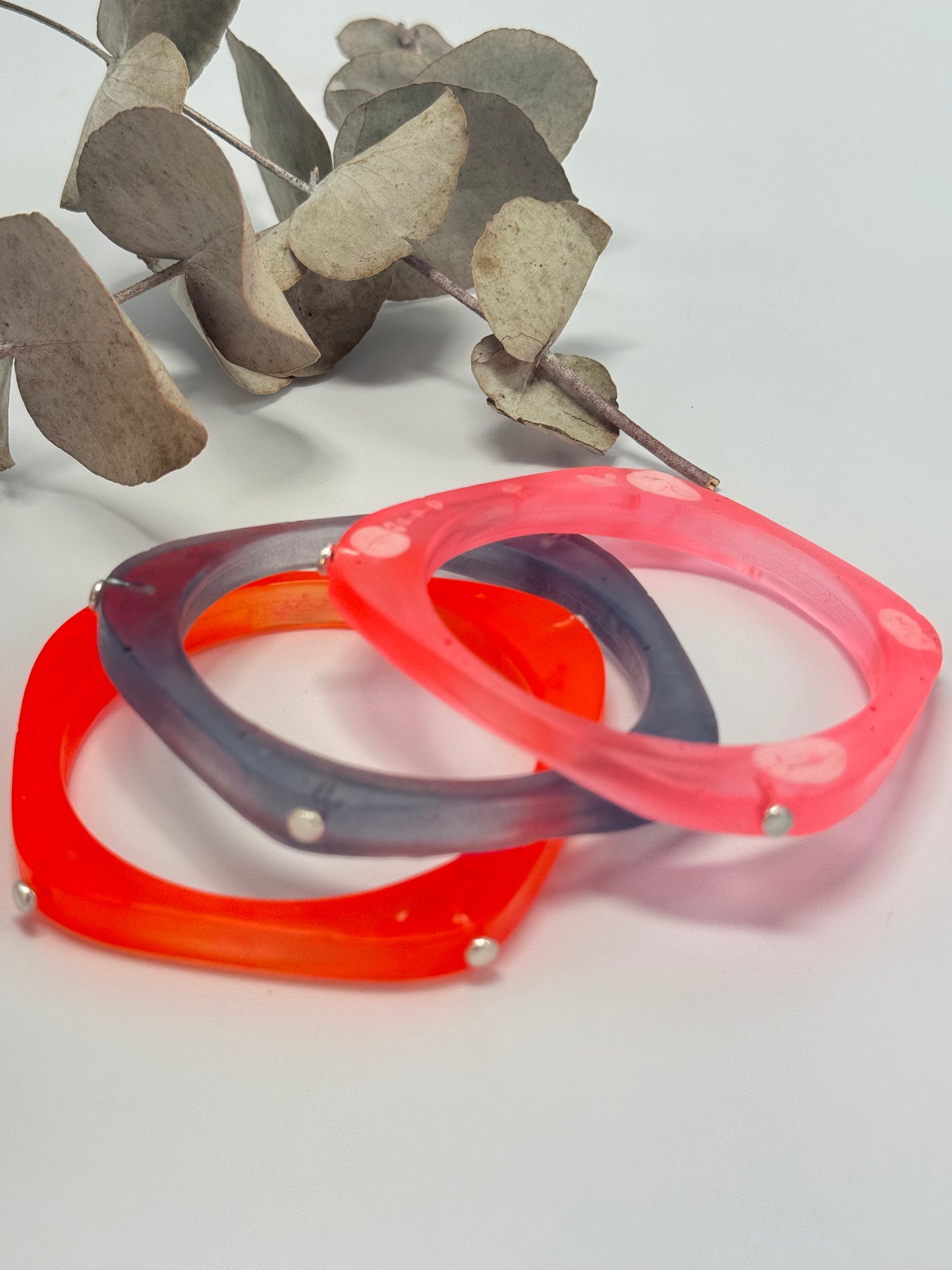 Neon Red/white 'square round' bangle with silver