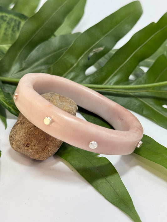 Cream/gold resin Thick KWD Classic & silver Bangle