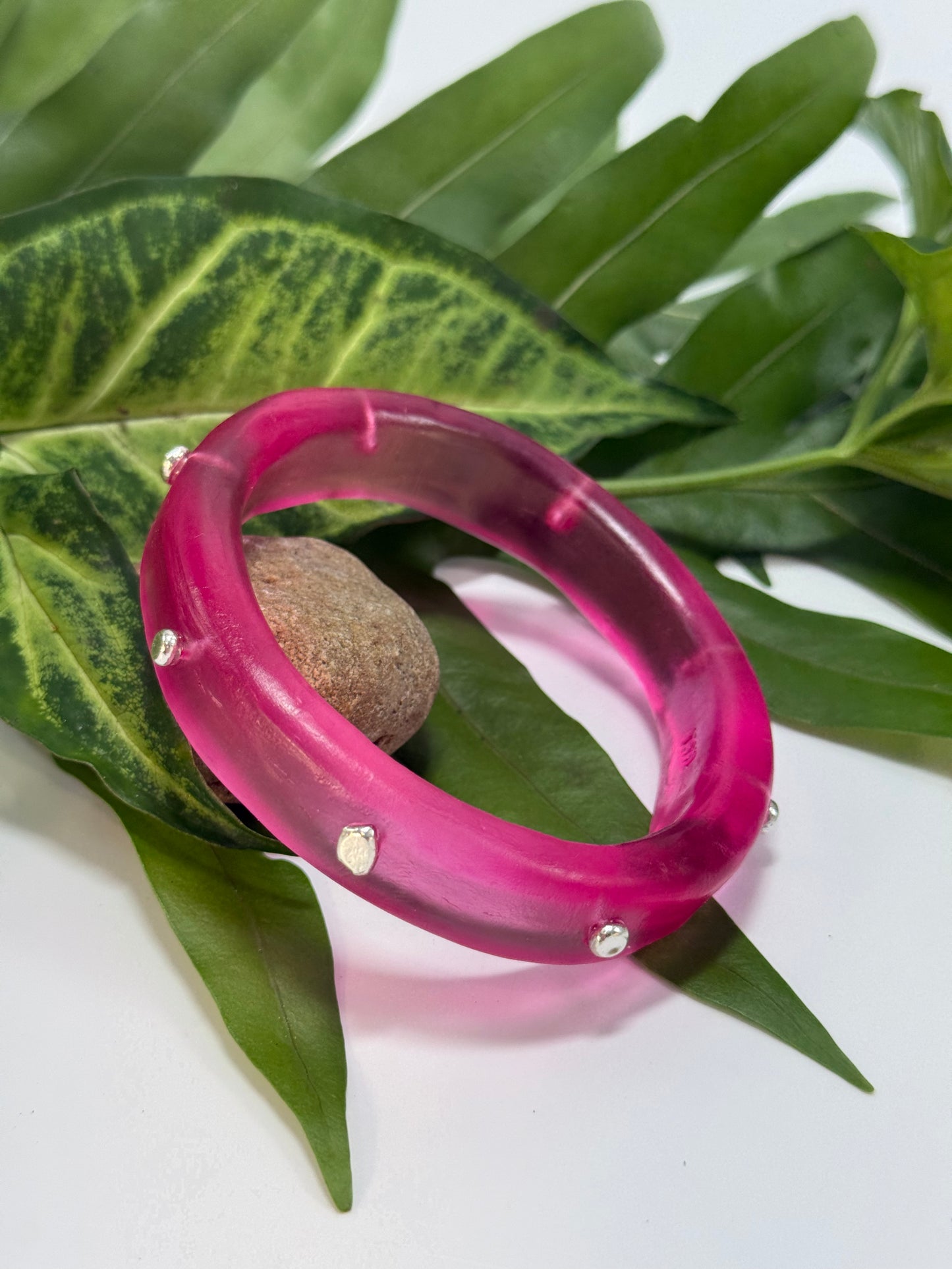 Translucent Strawberry red resin Thick KWD Classic & silver Bangle