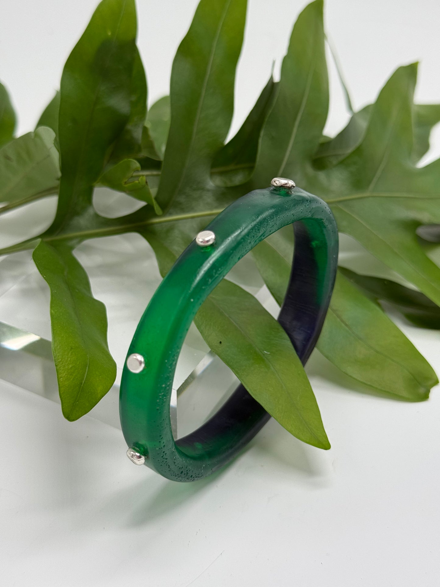 Jade Green & Navy resin KWD Classic & silver Bangle