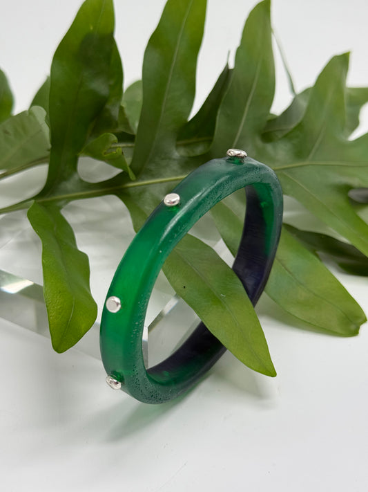 Jade Green & Navy resin KWD Classic & silver Bangle