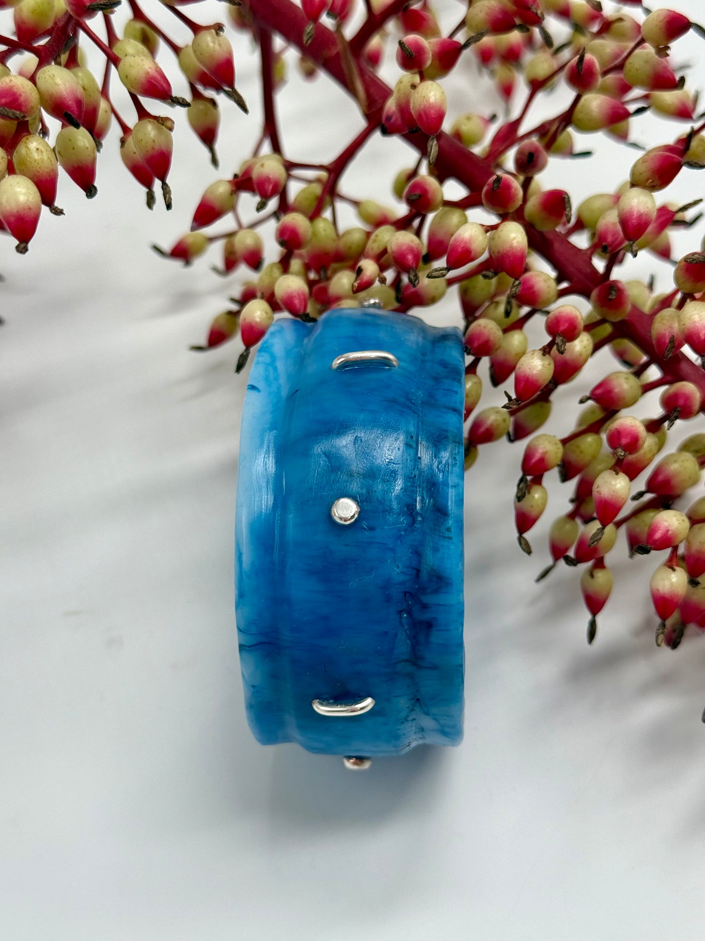 Blue/White Oval Thick Rim Resin & silver wide bangle - regular hand size