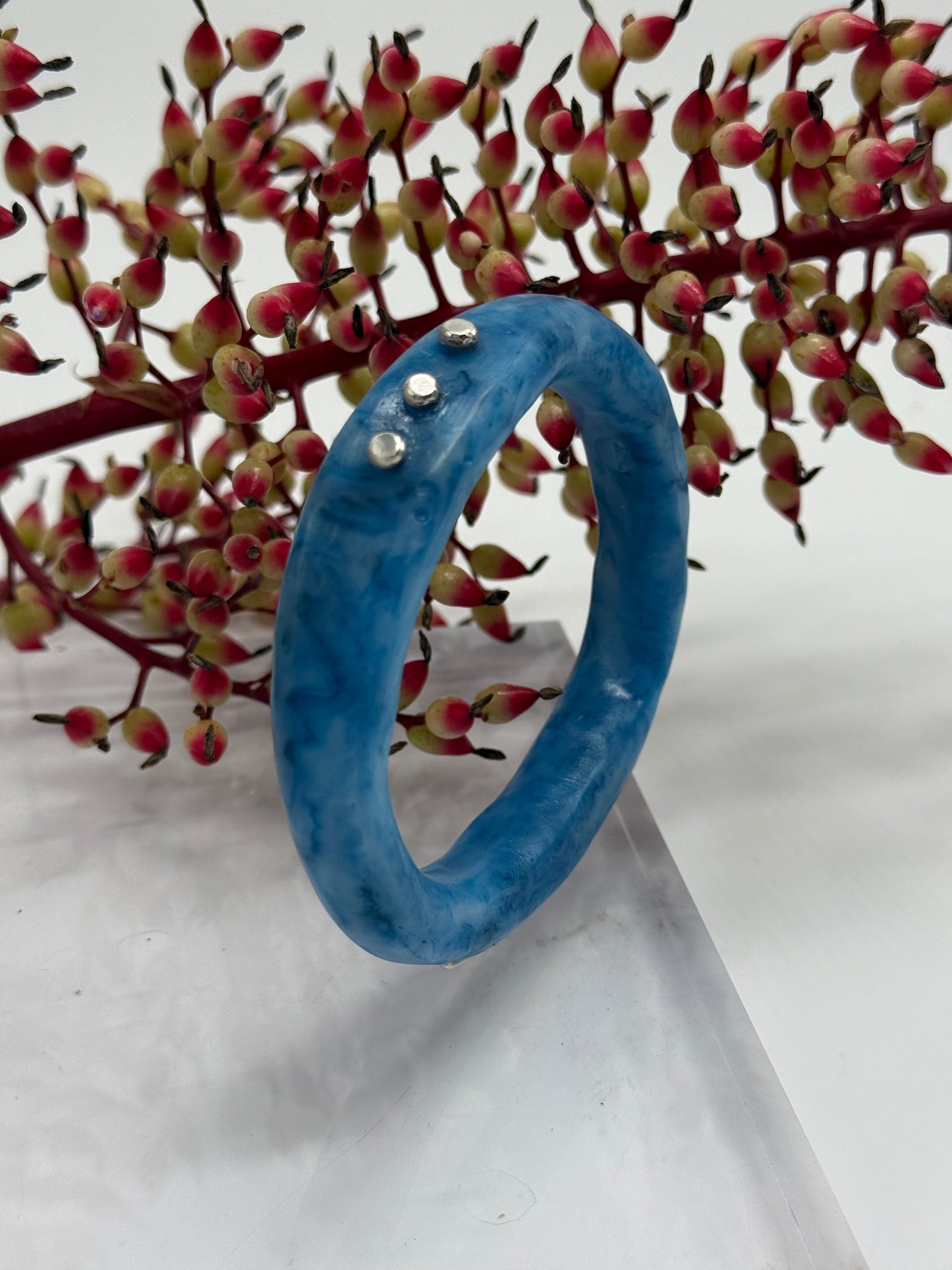 Blue/white swirl resin woopy bangle - XL