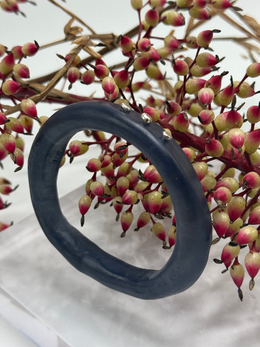 Navy blu resin woopy bangle - XL