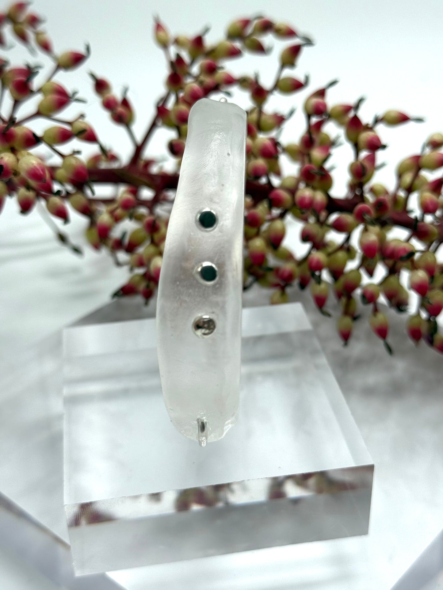 Clear resin with silver rivets 'woopy' bangle