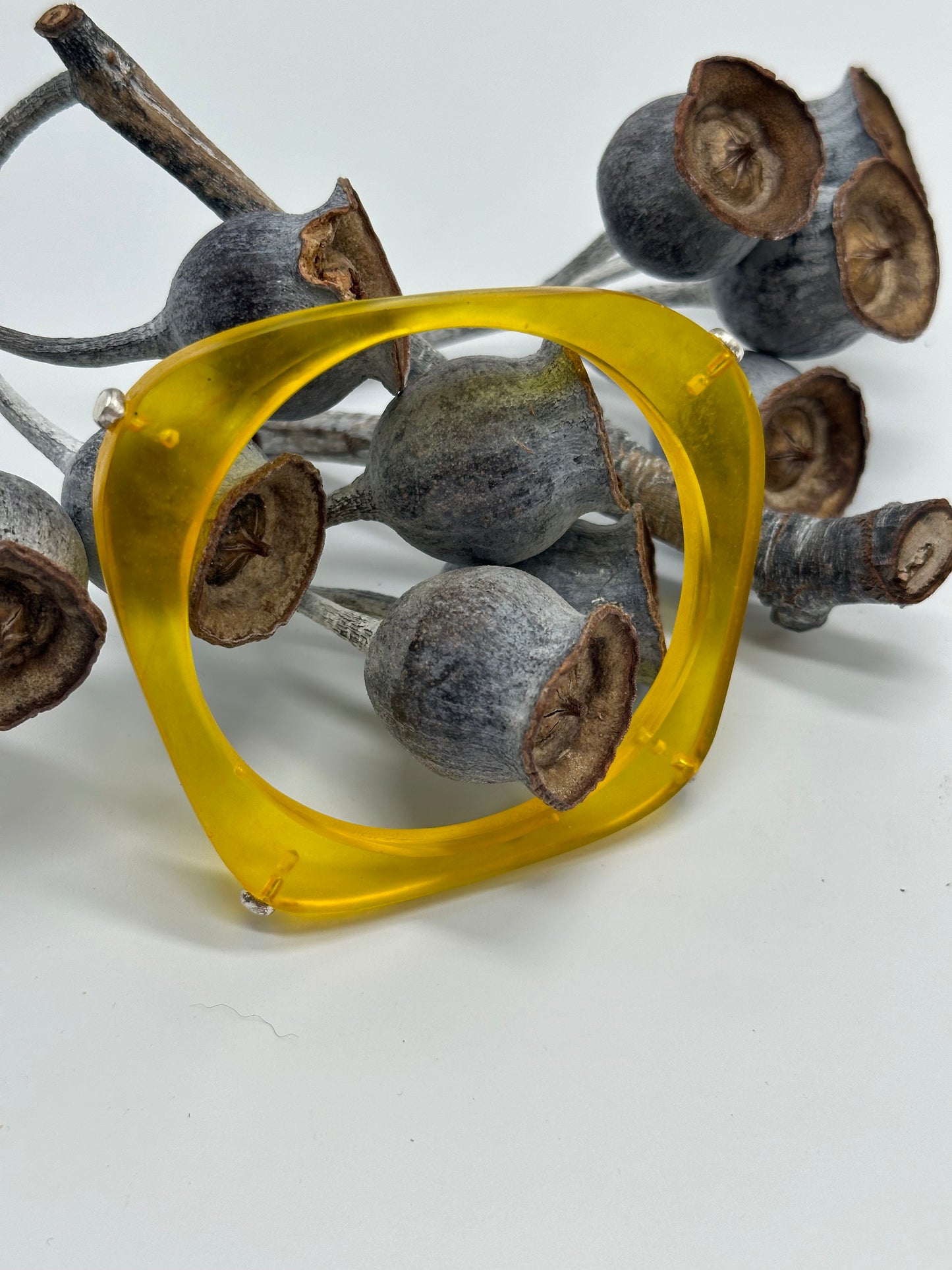 Yellow 'square round' bangle with silver