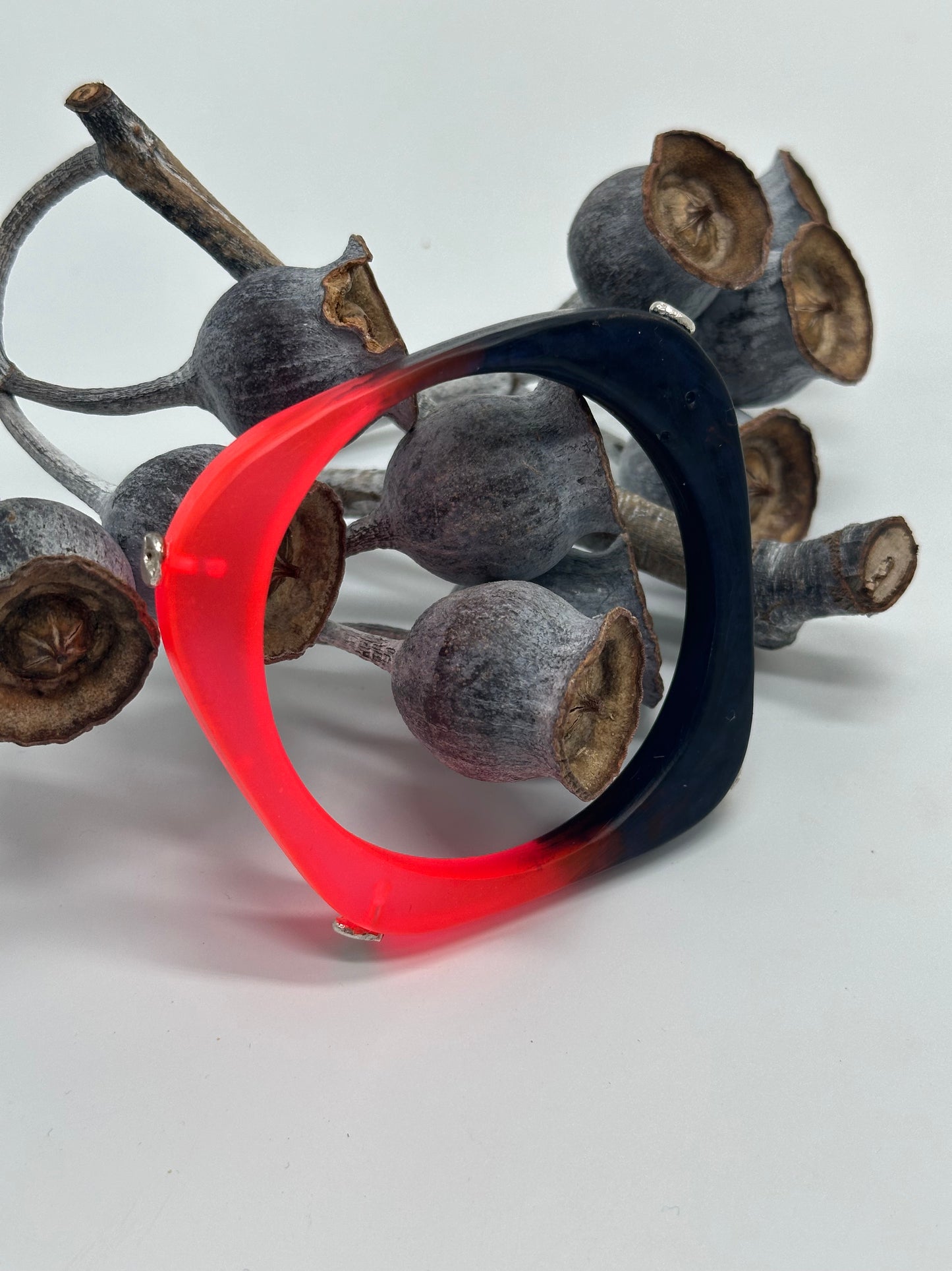Two toned Neon orange/navy 'square round' bangle with silver