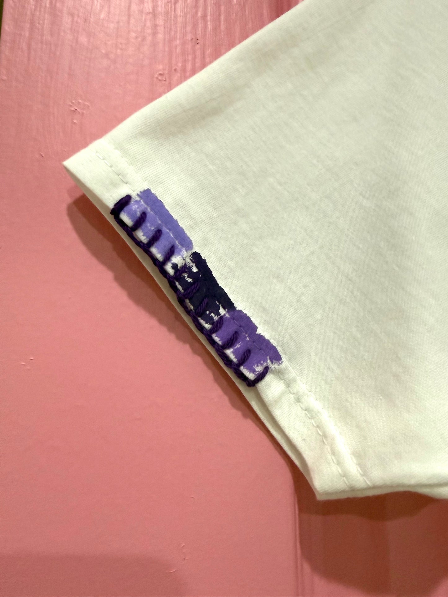 Purple striped t-shirt - size Sml