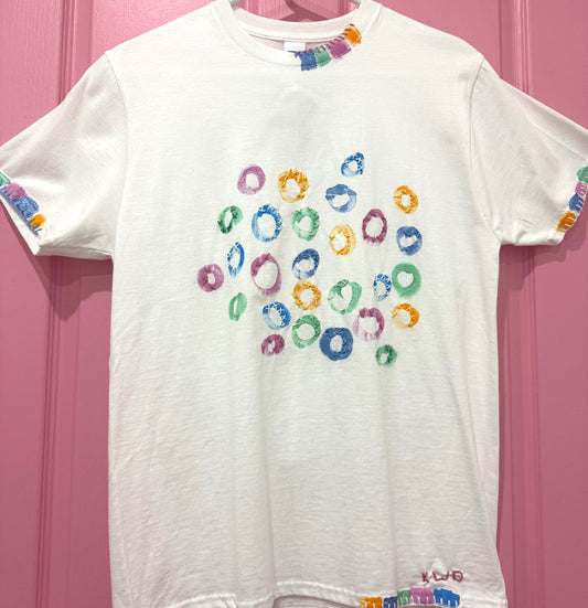 Multi coloured circles t-shirt - size Sml