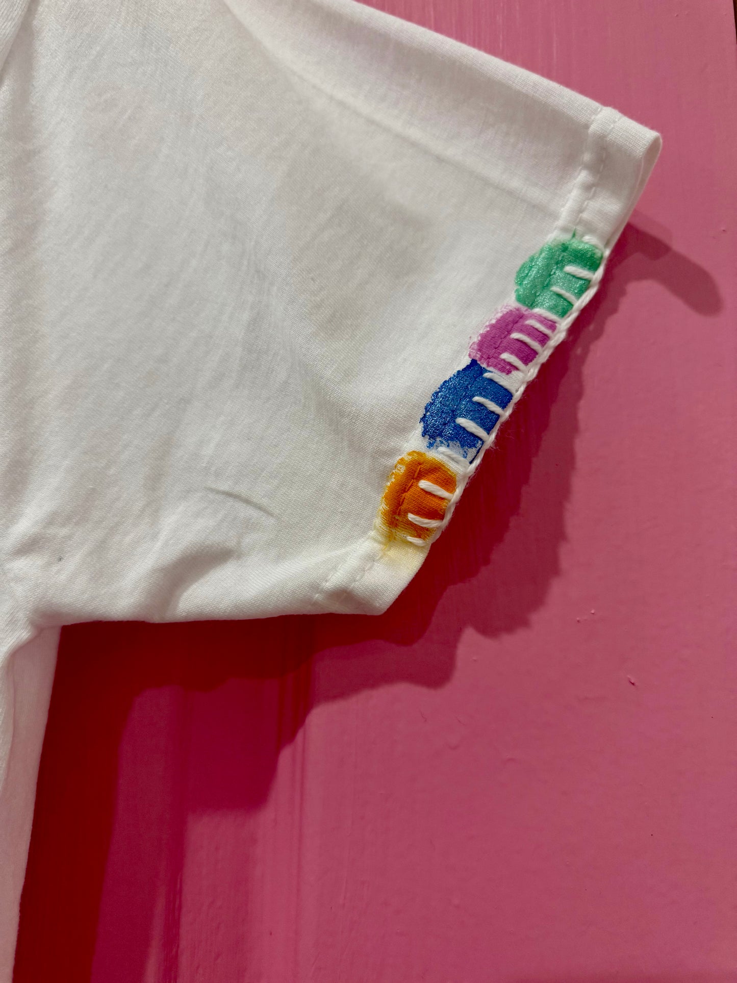 Multi coloured circles t-shirt - size Sml