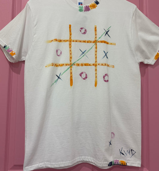 Naughts and crosses multi coloured t-shirt - size Sml