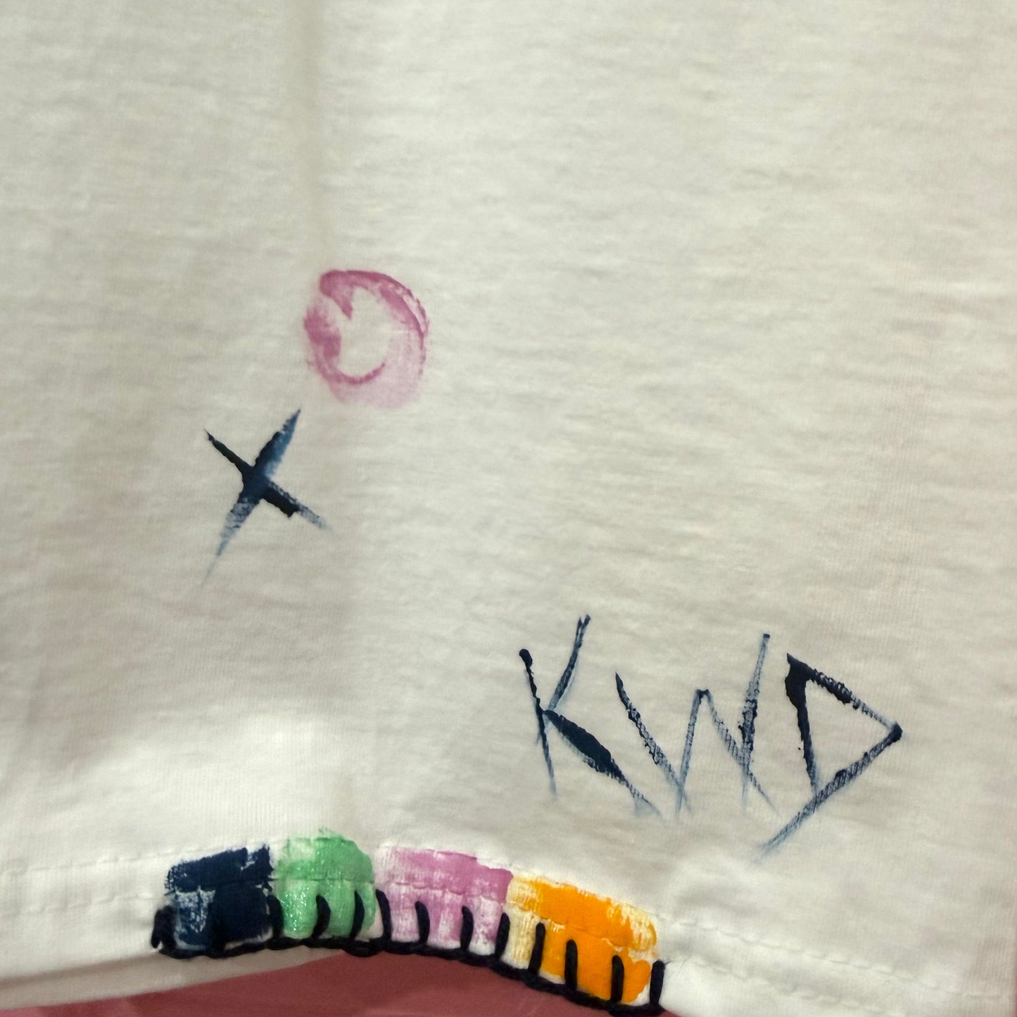 Naughts and crosses multi coloured t-shirt - size Sml