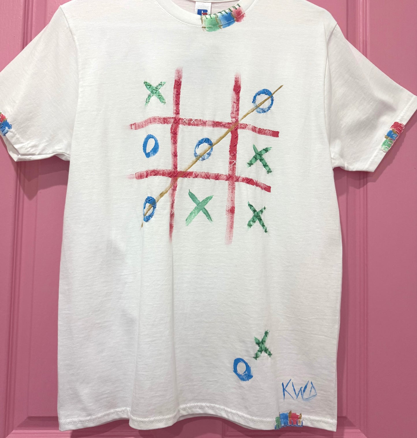 Naughts and crosses multi coloured t-shirt - size Sml