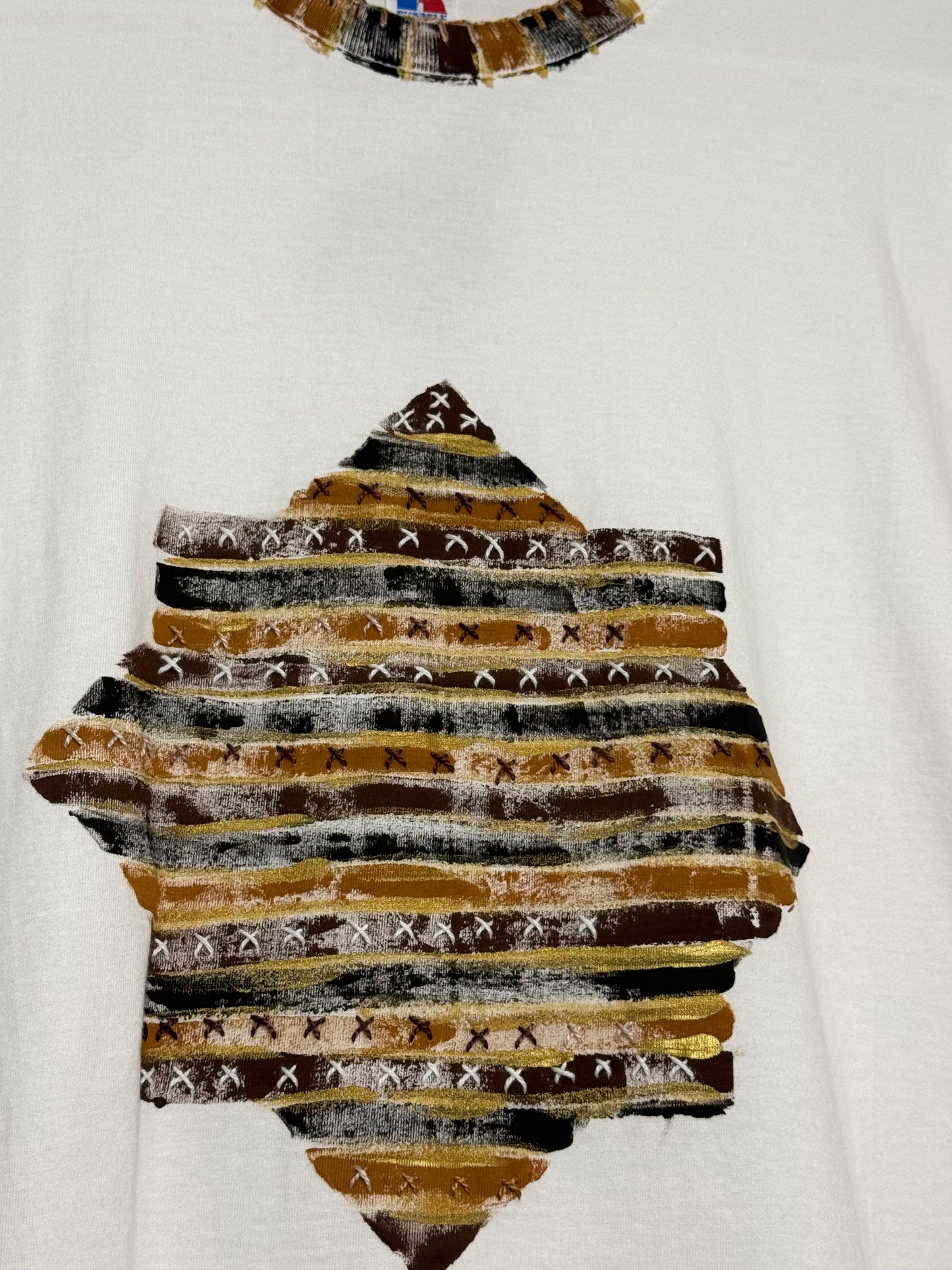 Browns & cream striped t-shirt - size M