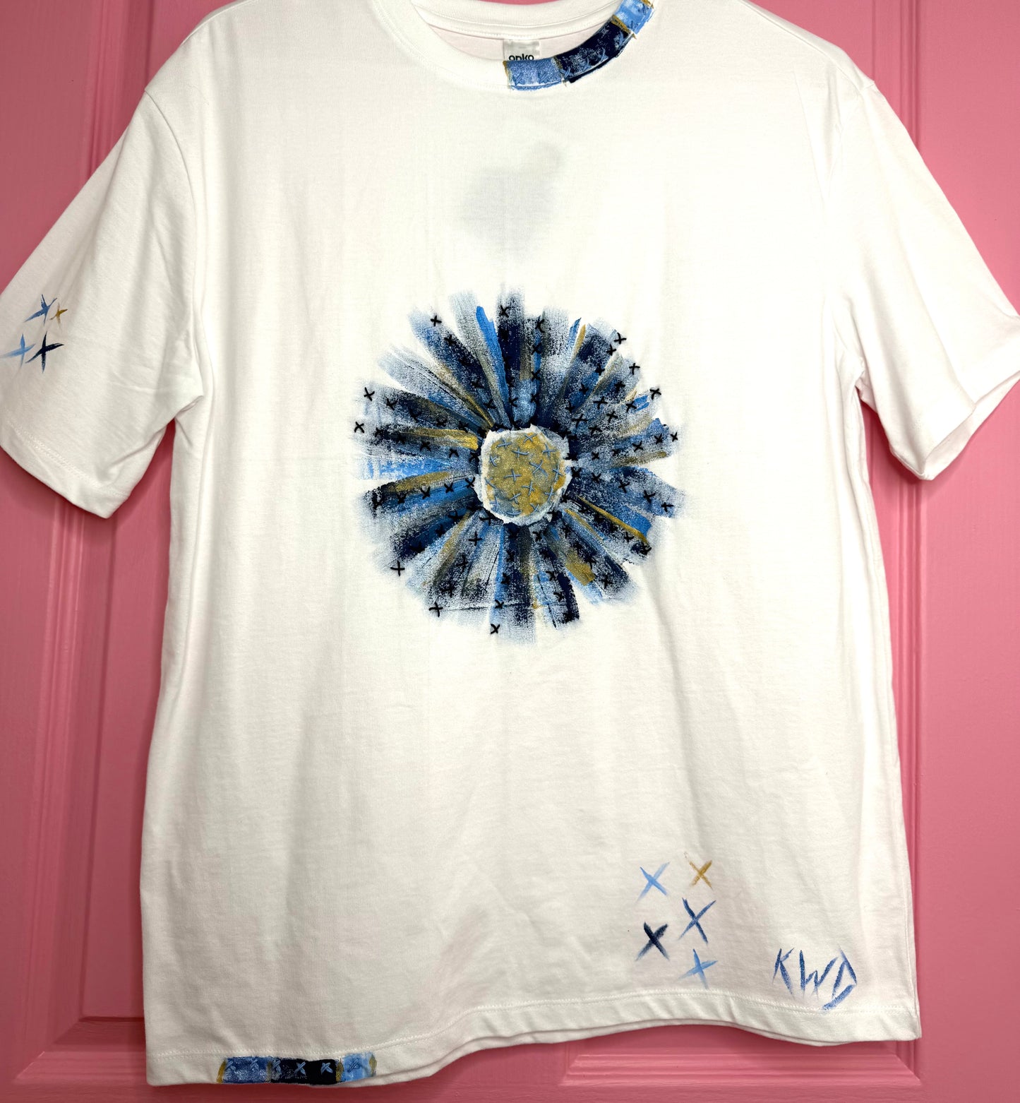 Blues and gold  t-shirt - size 10