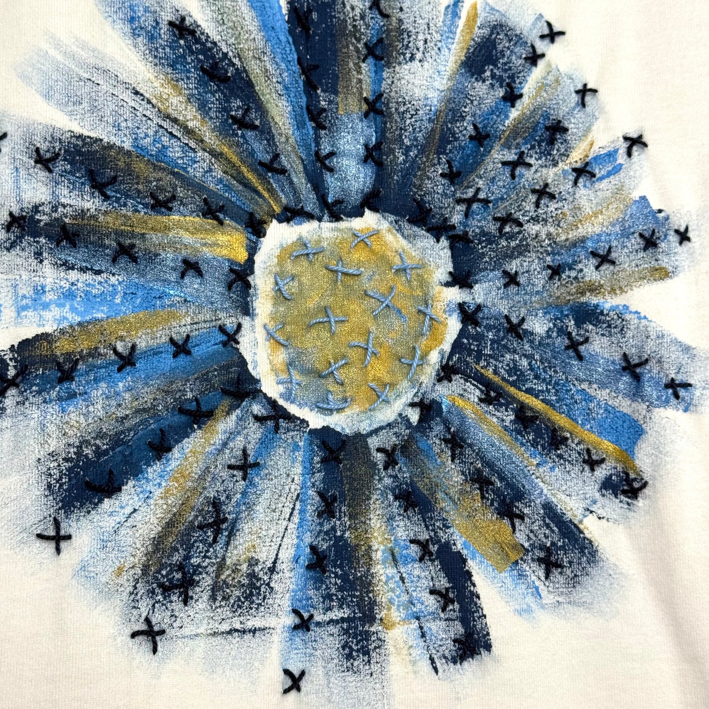 Blues and gold  t-shirt - size 10