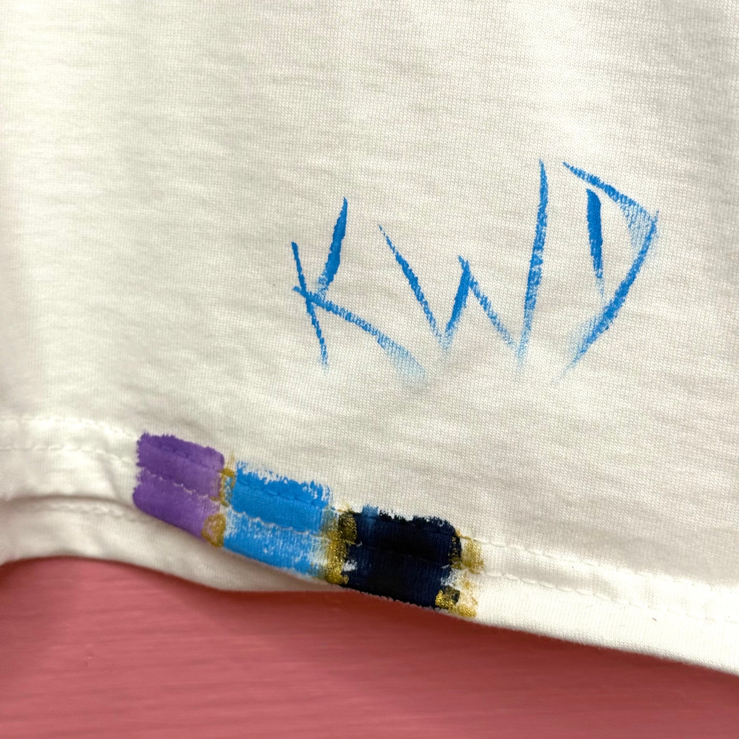 Blues & Purple striped t-shirt - size L