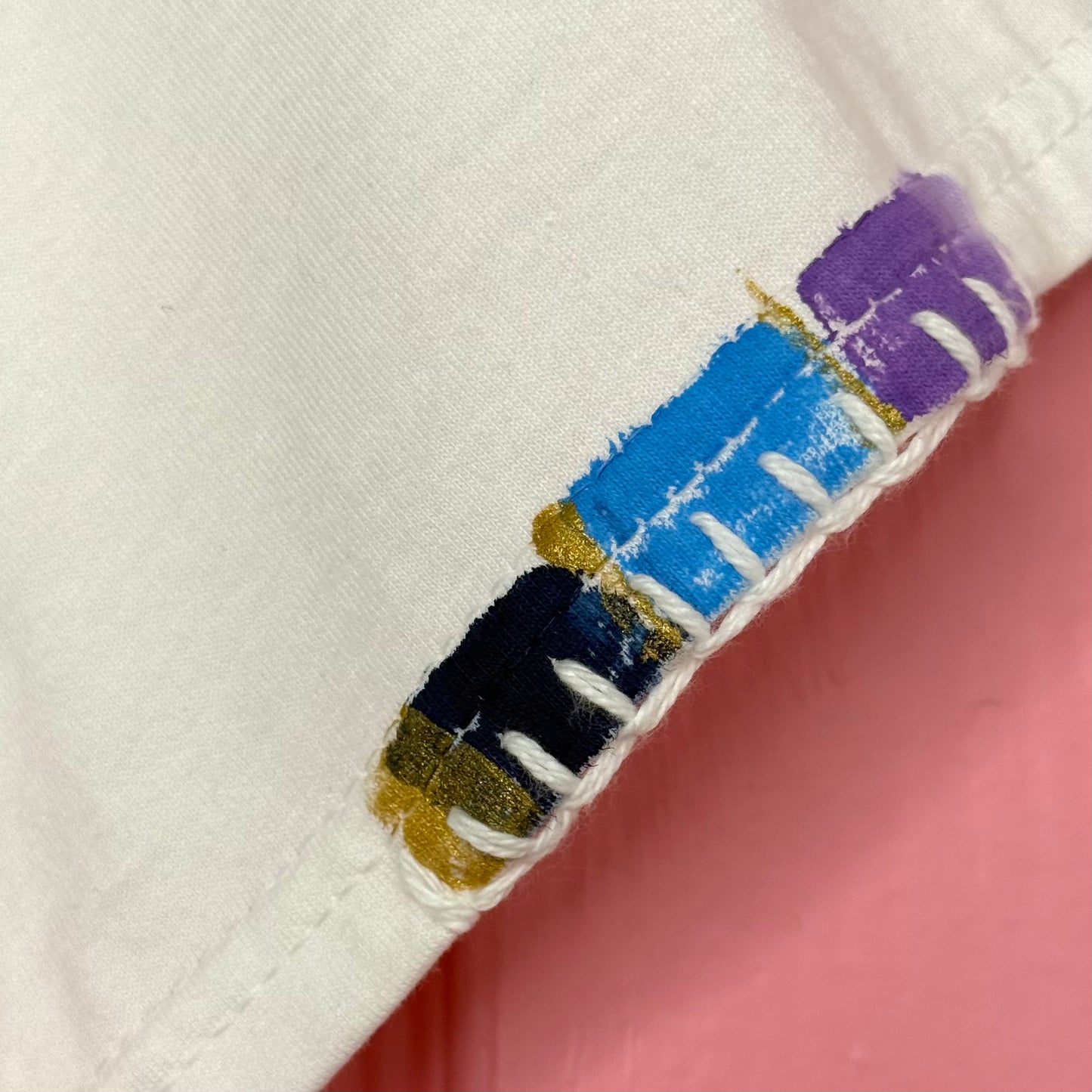 Blues & Purple striped t-shirt - size L