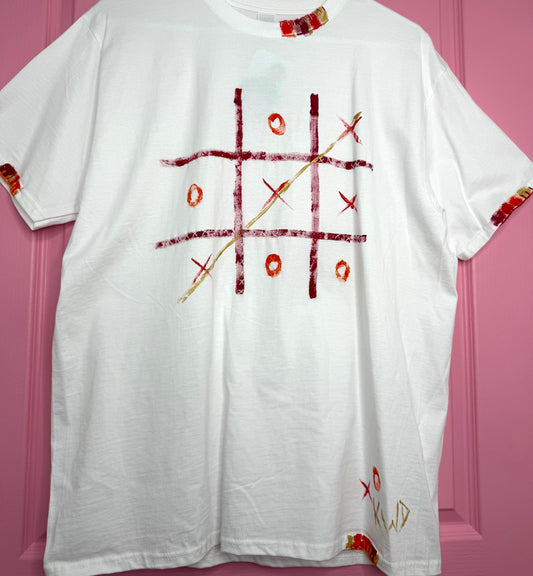 Naughts and crosses - red/orange t-shirt - size L