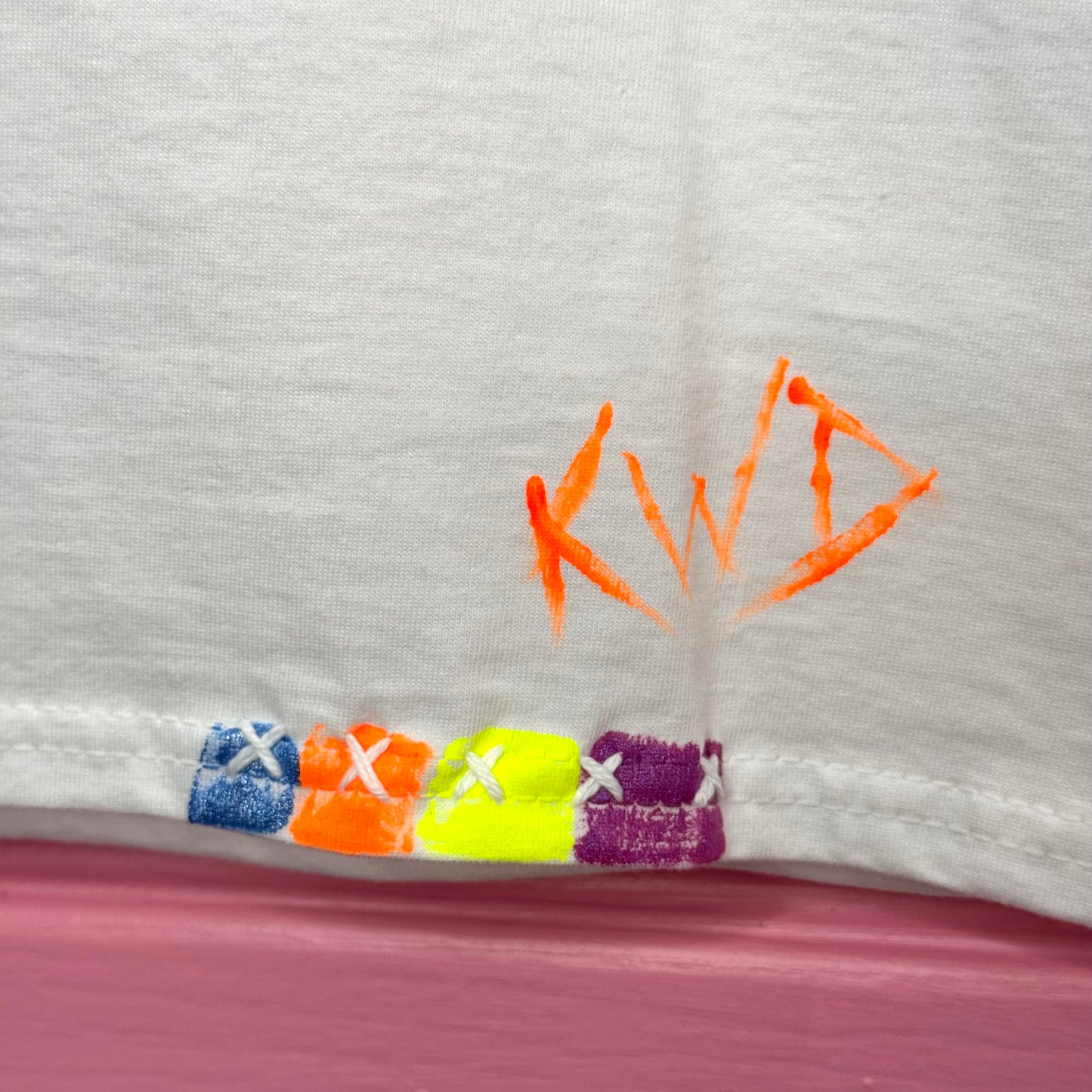 Neon and coloured Heart t-shirt - size M