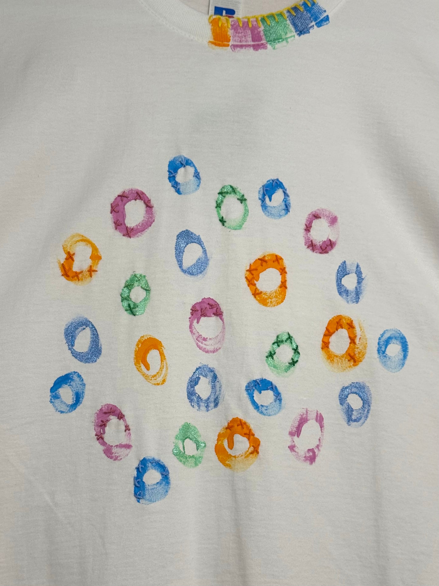Multi coloured circles t-shirt - size L