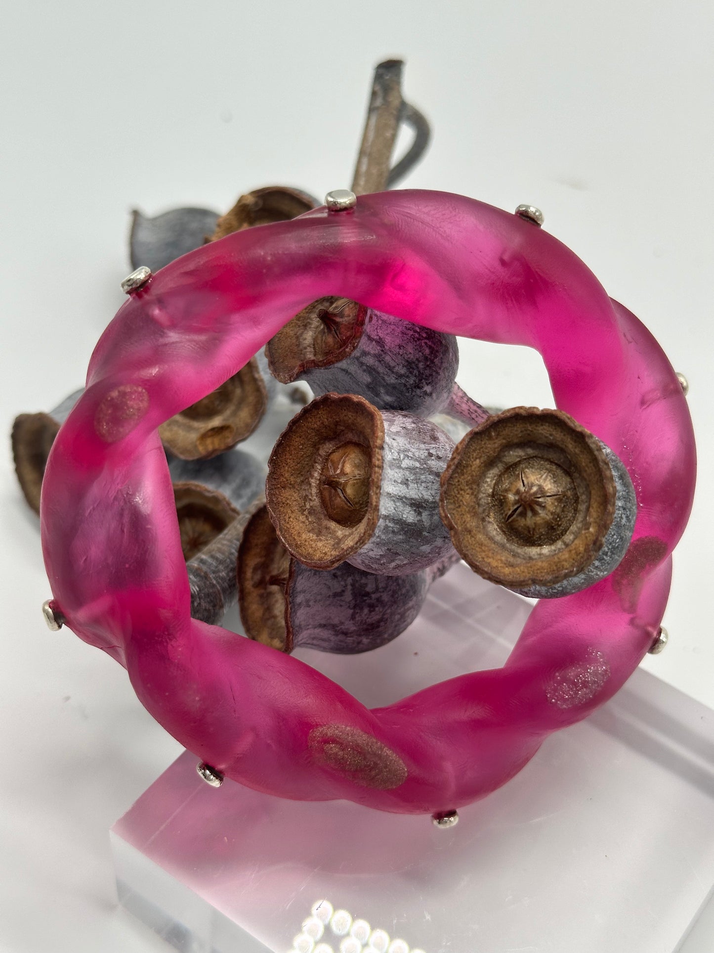 Strawberry Red/Gold Chunky twist resin & silver bangle