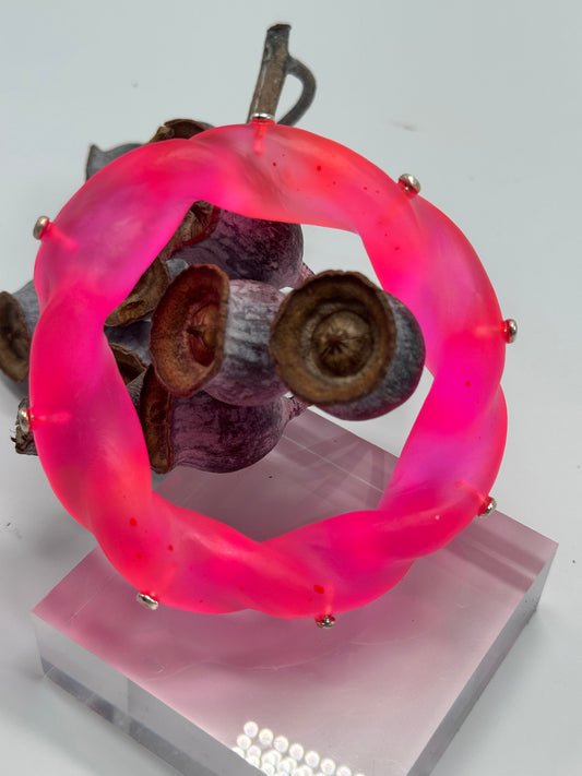 Neon Pink Chunky twist resin & silver bangle