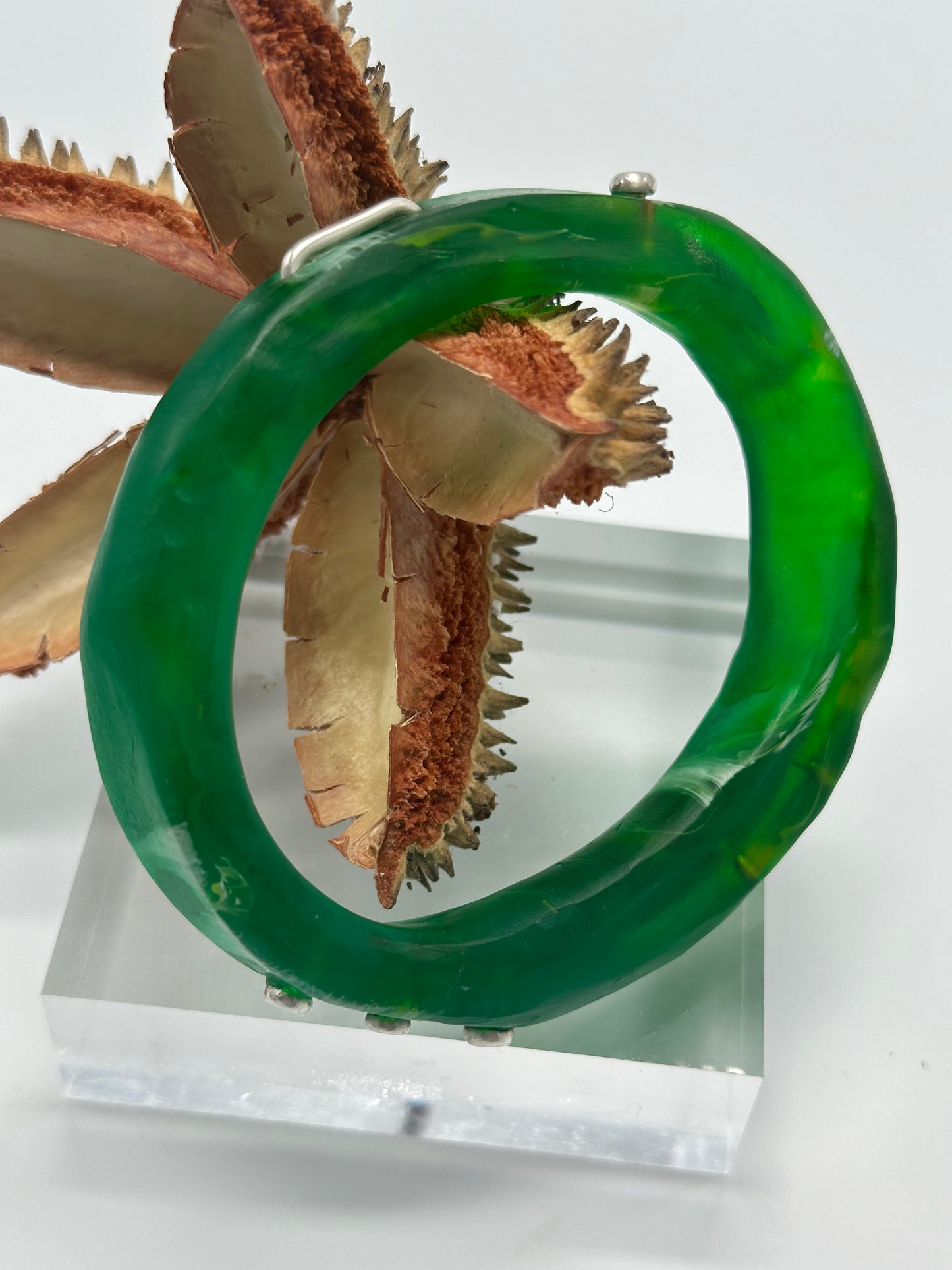 Jade Green & white resin & silver 'woopy' bangle