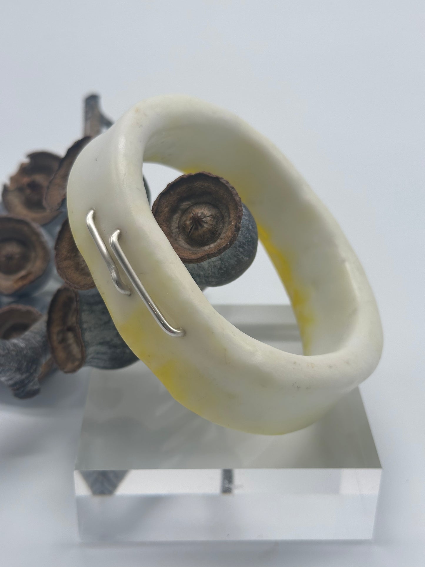 Yellow & White XL Irregular KWD Resin & Silver Bangle
