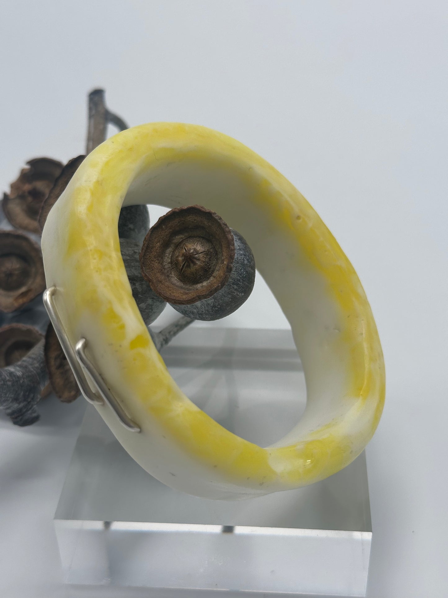 Yellow & White XL Irregular KWD Resin & Silver Bangle