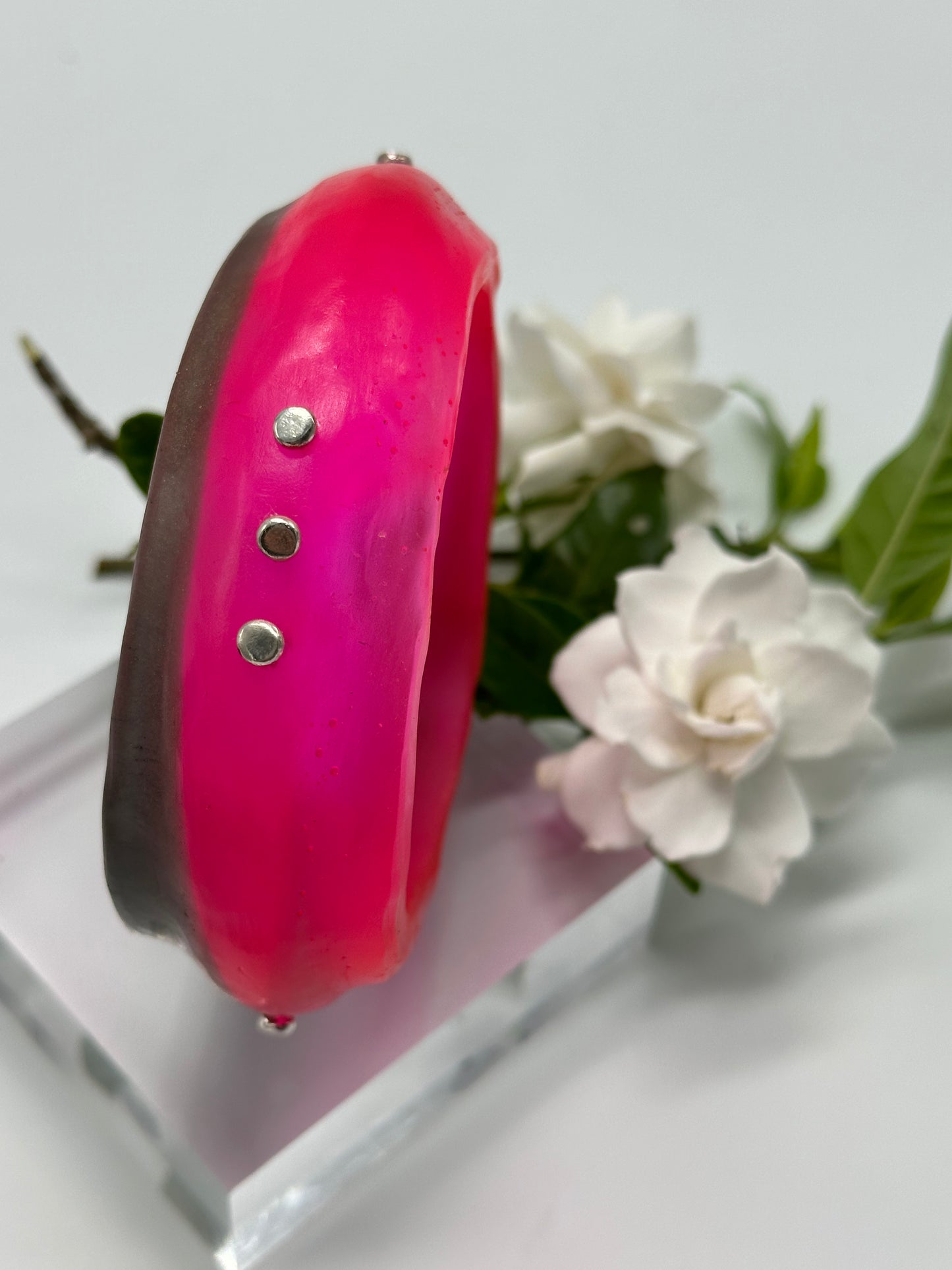 Two toned Hot Pink/Moss Resin with sterling silver - XL