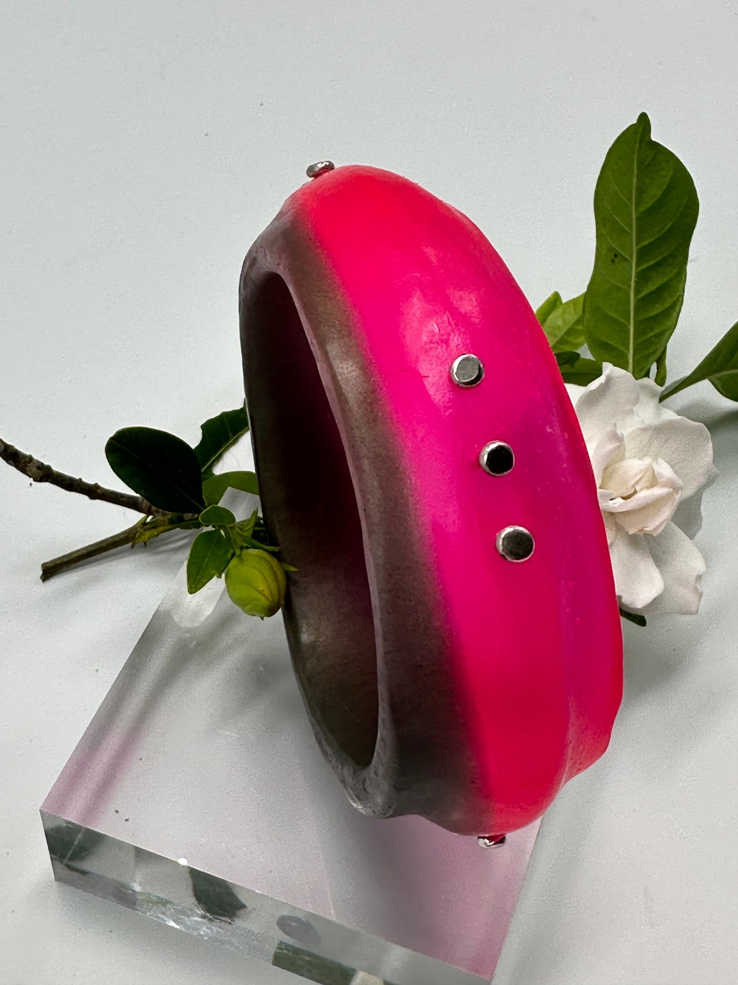 Two toned Hot Pink/Moss Resin with sterling silver - XL