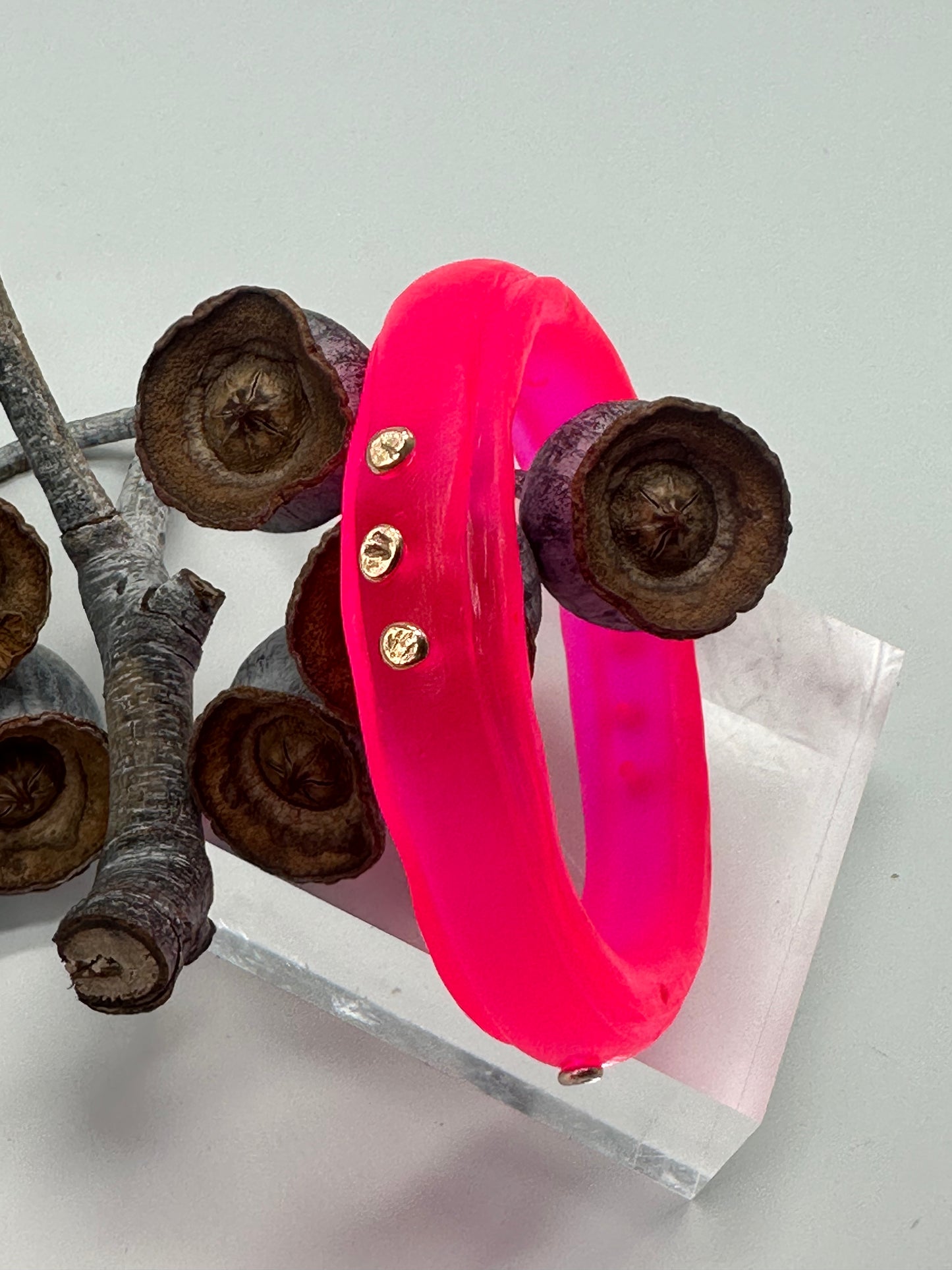 Neon Pink rim bangle with gold nuggets
