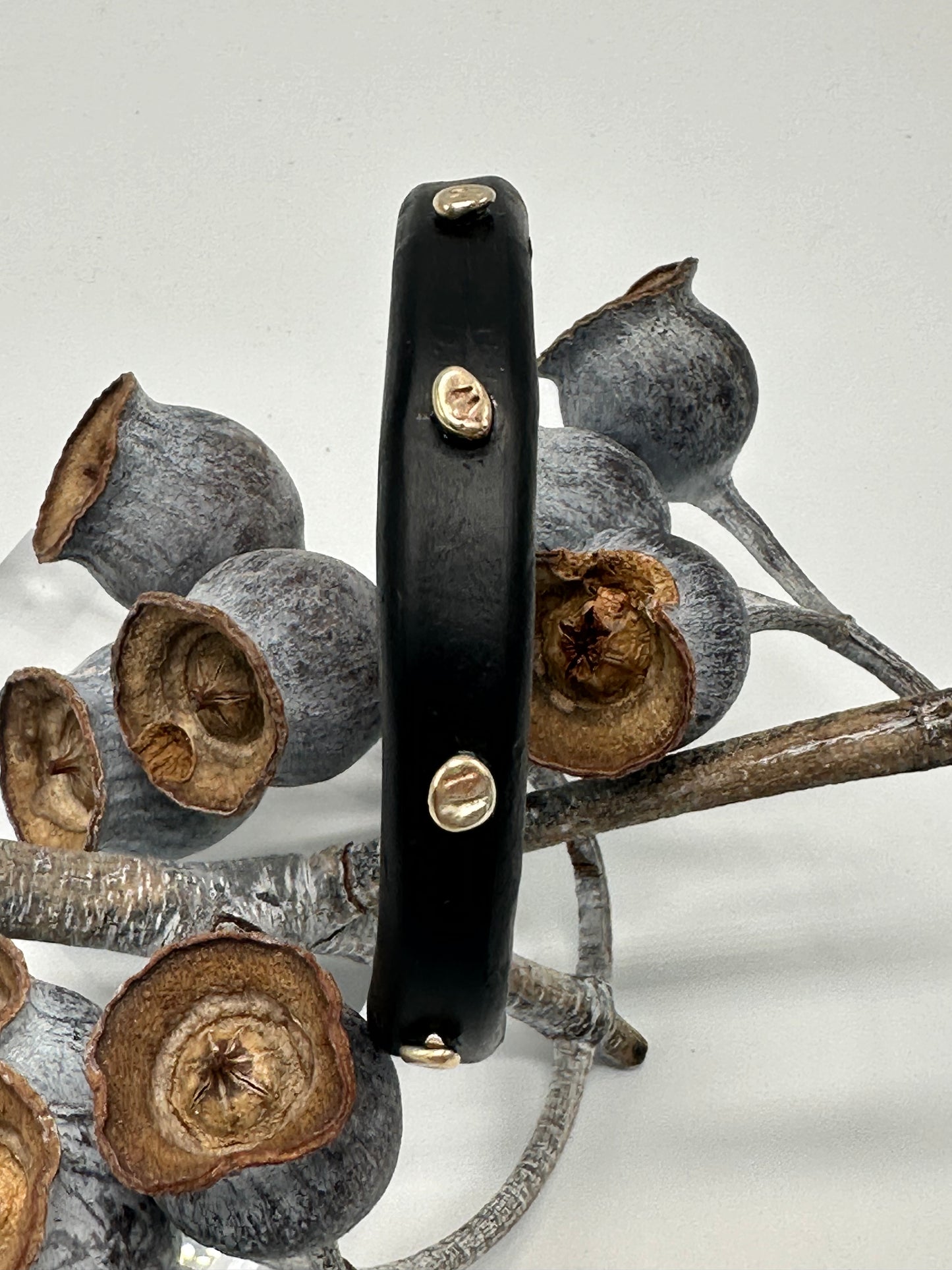 Black KWD Classic Resin & gold nugget bangle