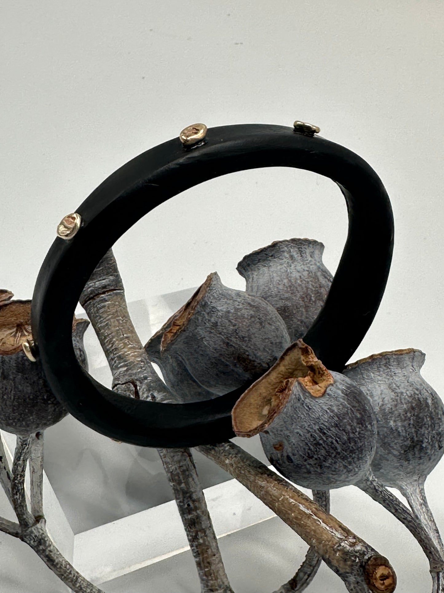 Black KWD Classic Resin & gold nugget bangle