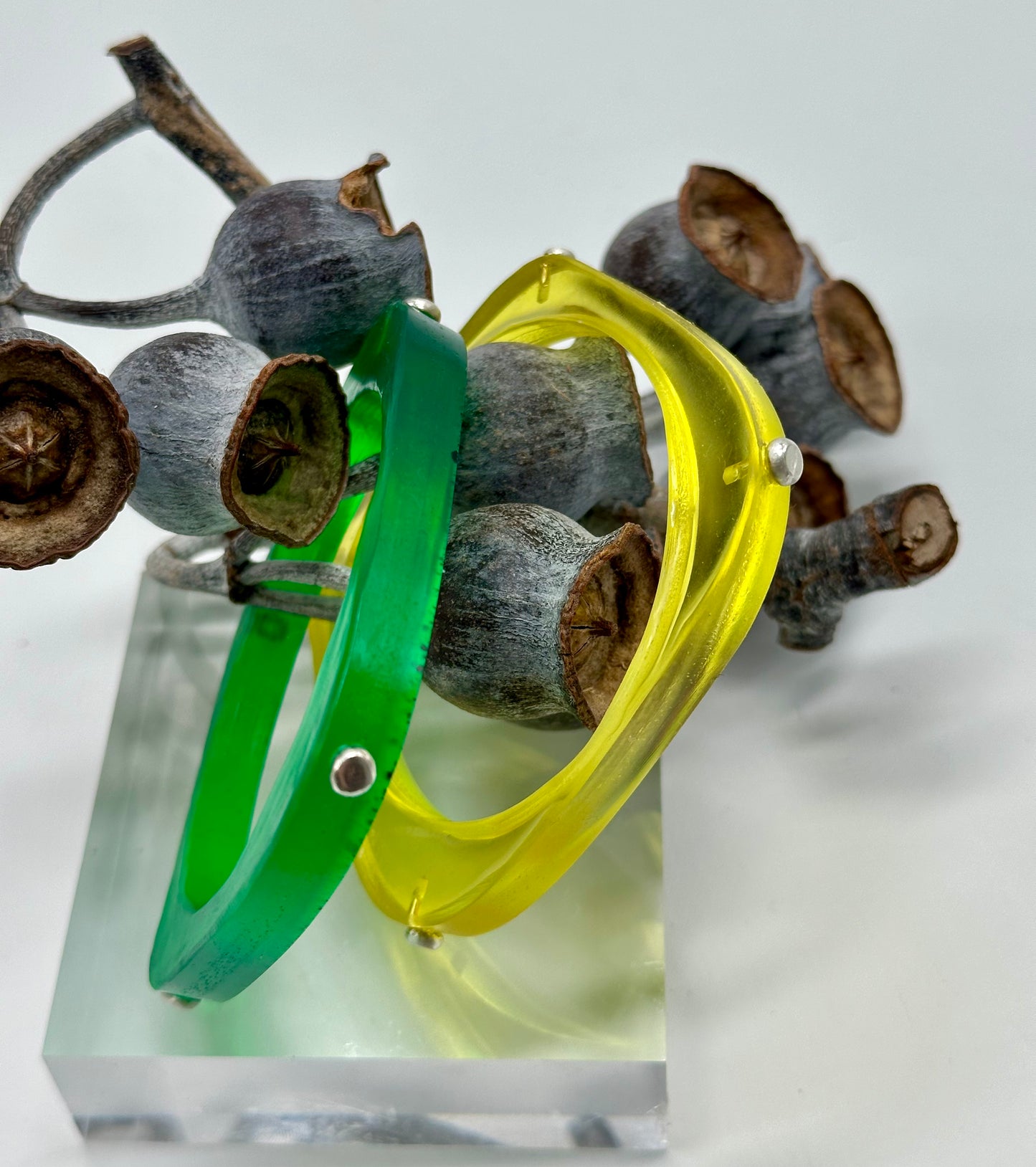 Yellow 'square round' bangle with silver