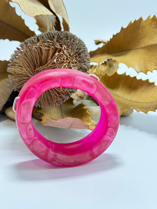 Strawberry Red/brown/white swirl 'Victoria'  KWD Resin & silver Bangle