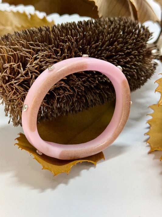 Pale Pink & Gold resin & silver KWD Classic Bangle